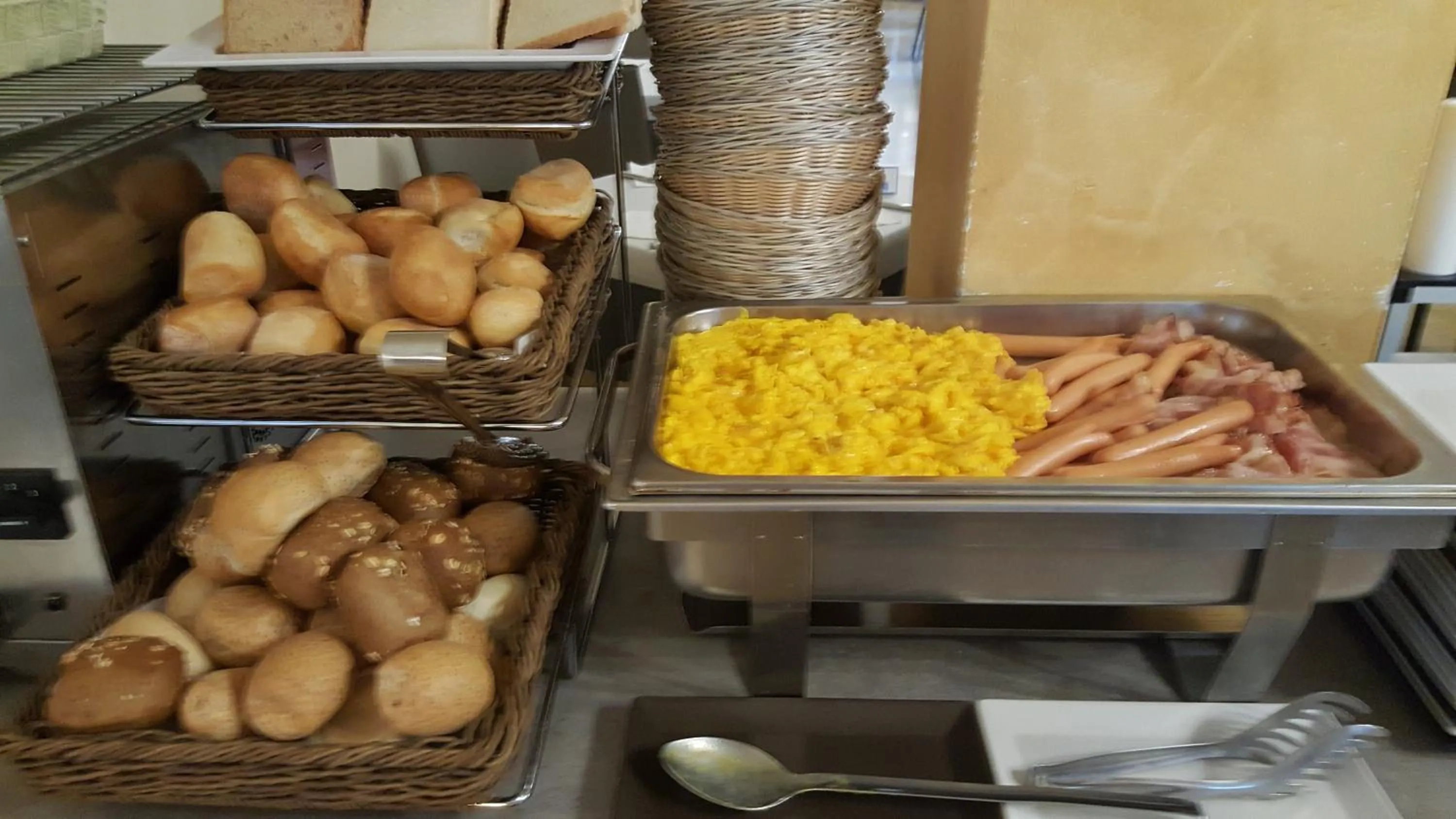 Buffet breakfast in Hotel Madison