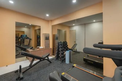 Fitness centre/facilities in Westlake Pearl Suites & Spa 70 Xuan Dieu - By Pegasy Group