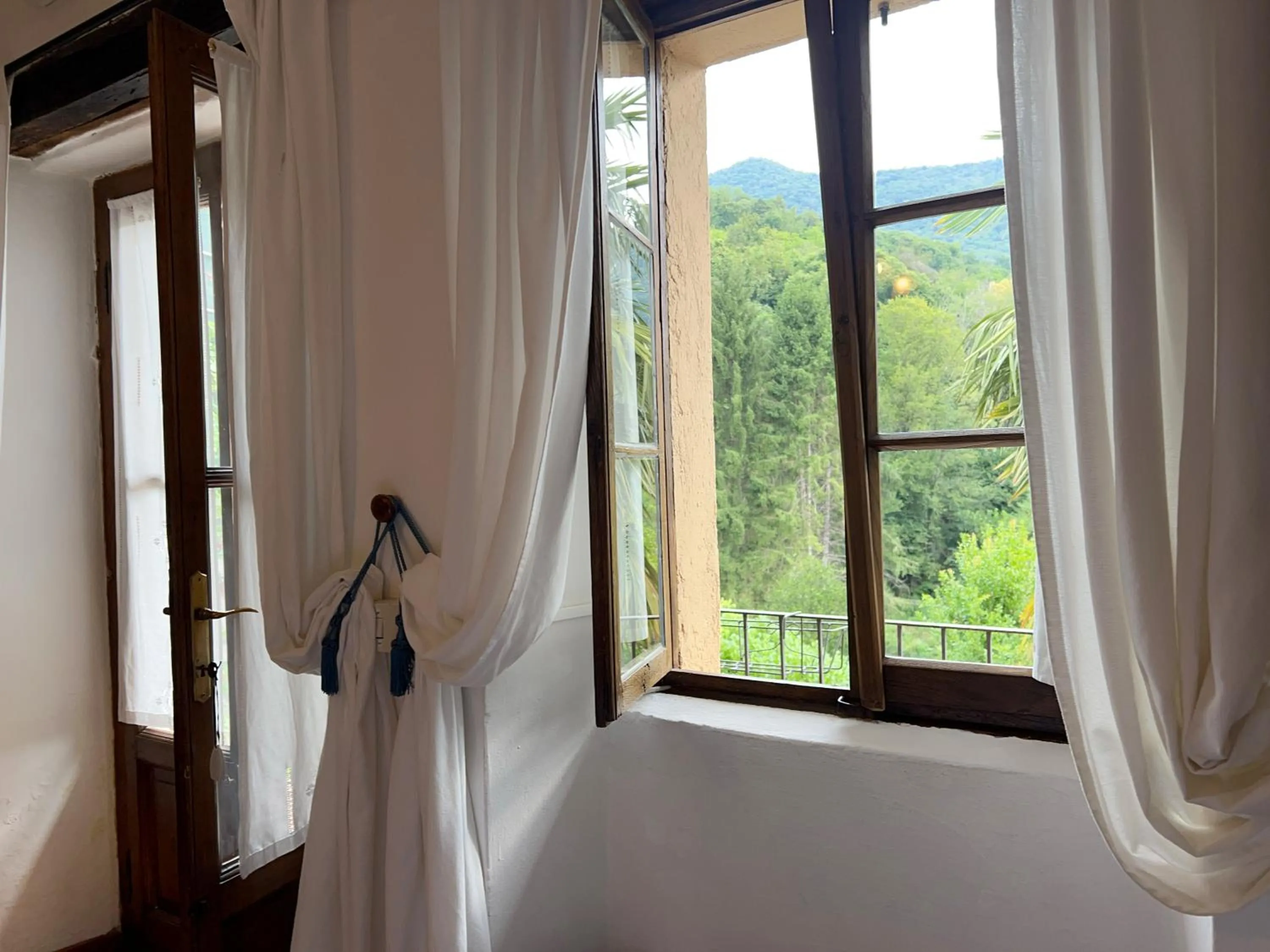 Bedroom in Antico Borgo Sanda Lago Maggiore