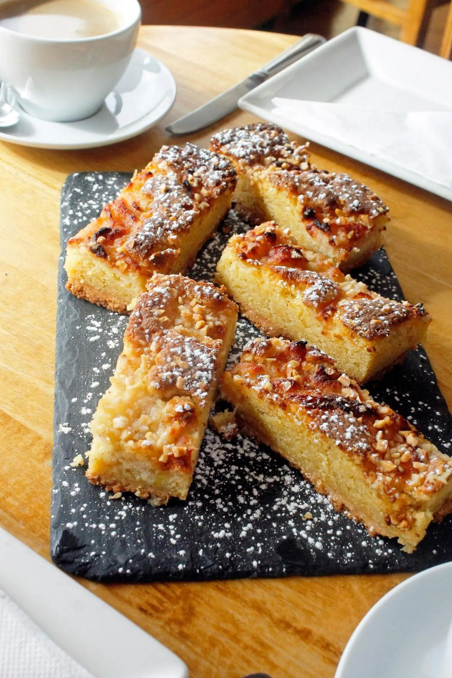 Food and drinks in An Cruiscin Lan