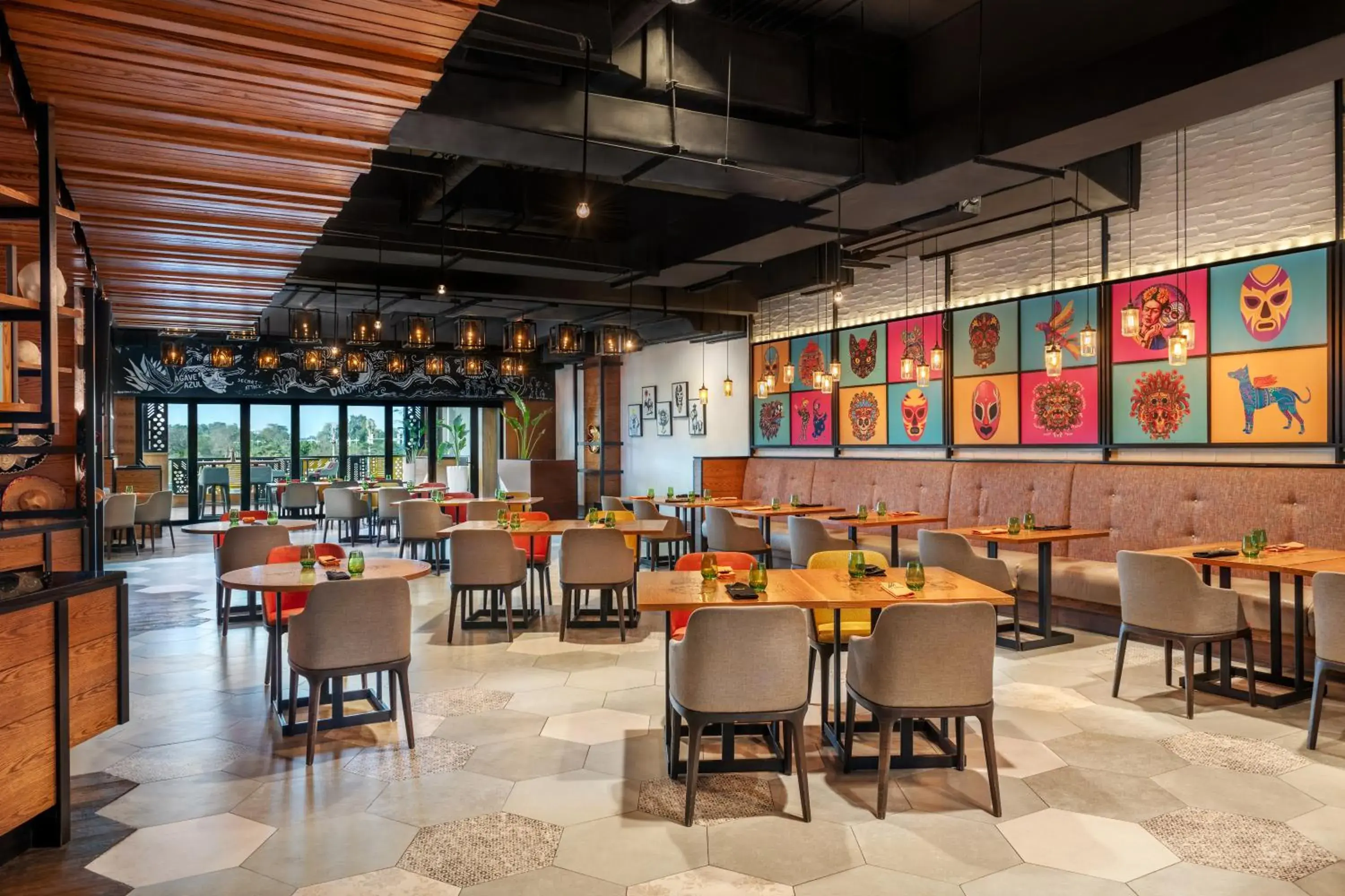 Restaurant/places to eat in Hyatt Regency Creek Heights Residences Restaurant/places to eat in Hyatt Regency Creek Heights Residences
