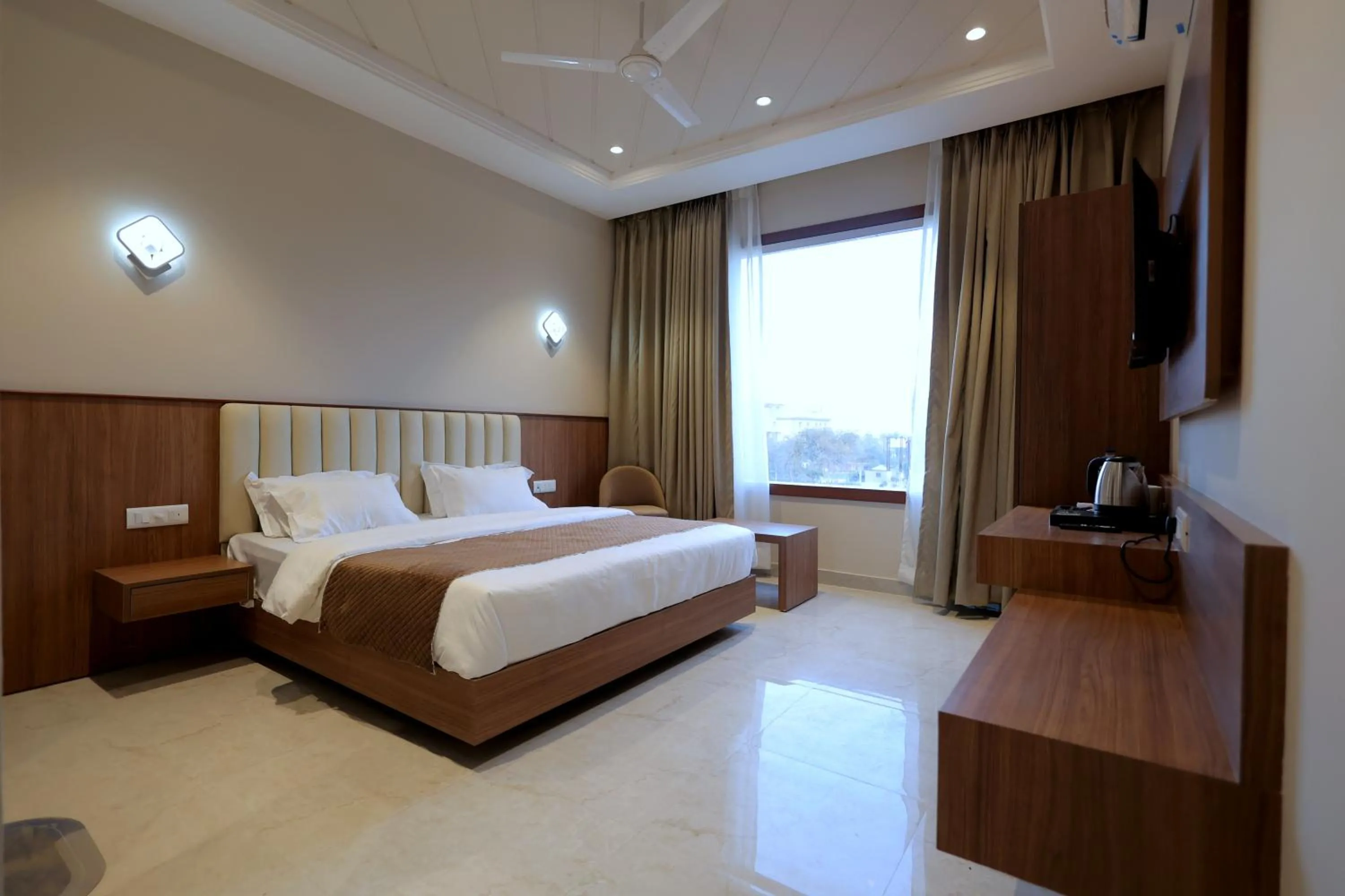 Hotel Regal Palm