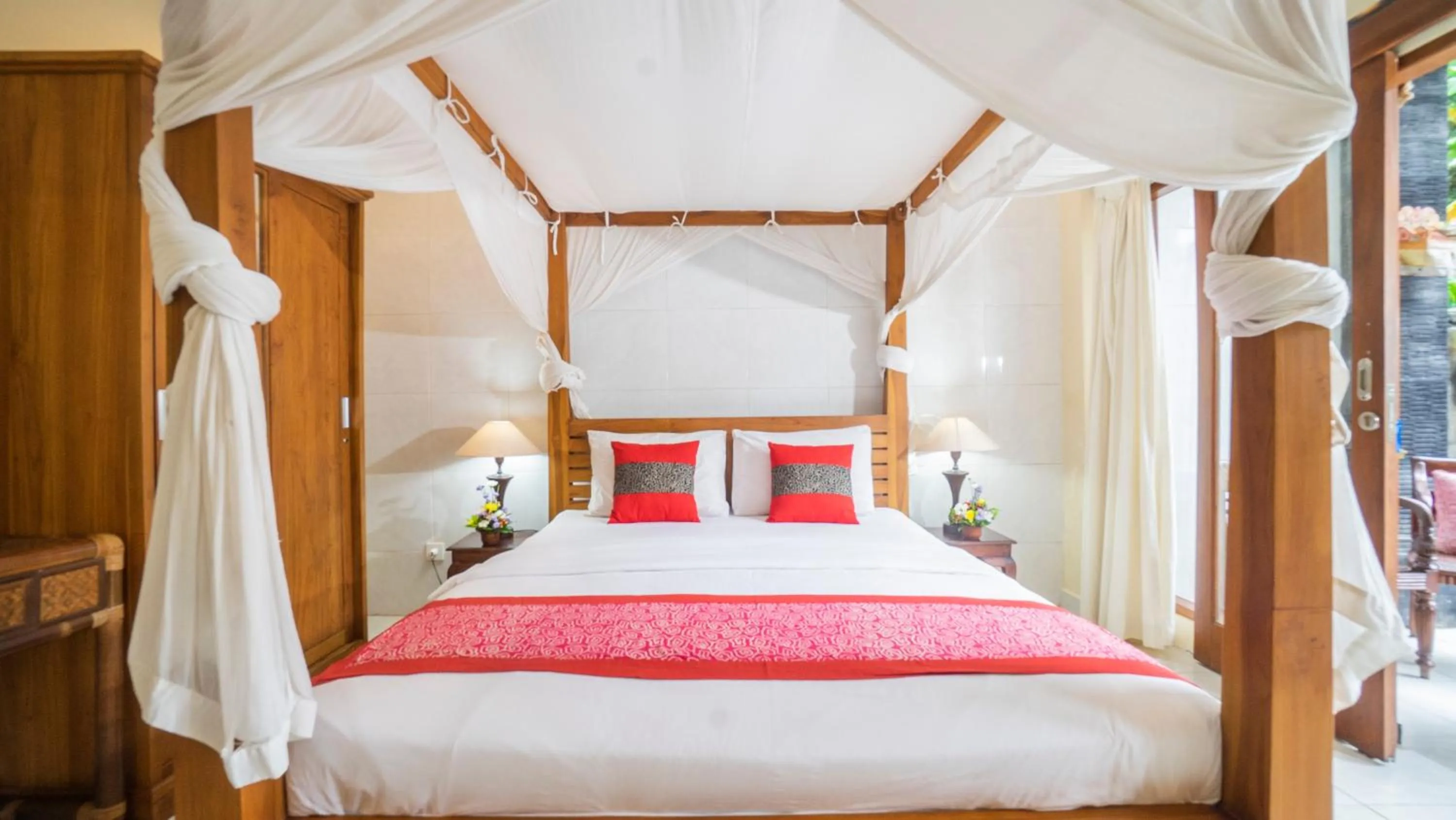 Bed in Raka House Accommodation