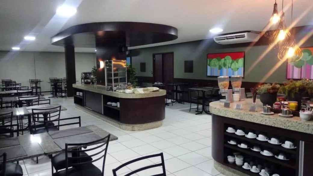 Restaurant/places to eat in Rios Hotel