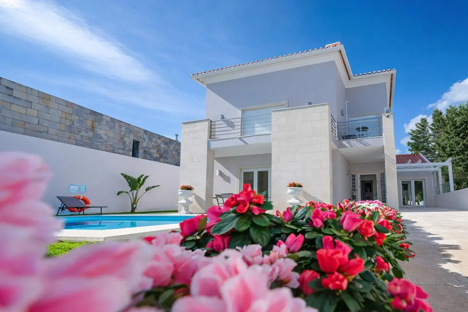 Sintra Dream Garden Villa near Cascais Sintra Dream Garden Villa near Cascais