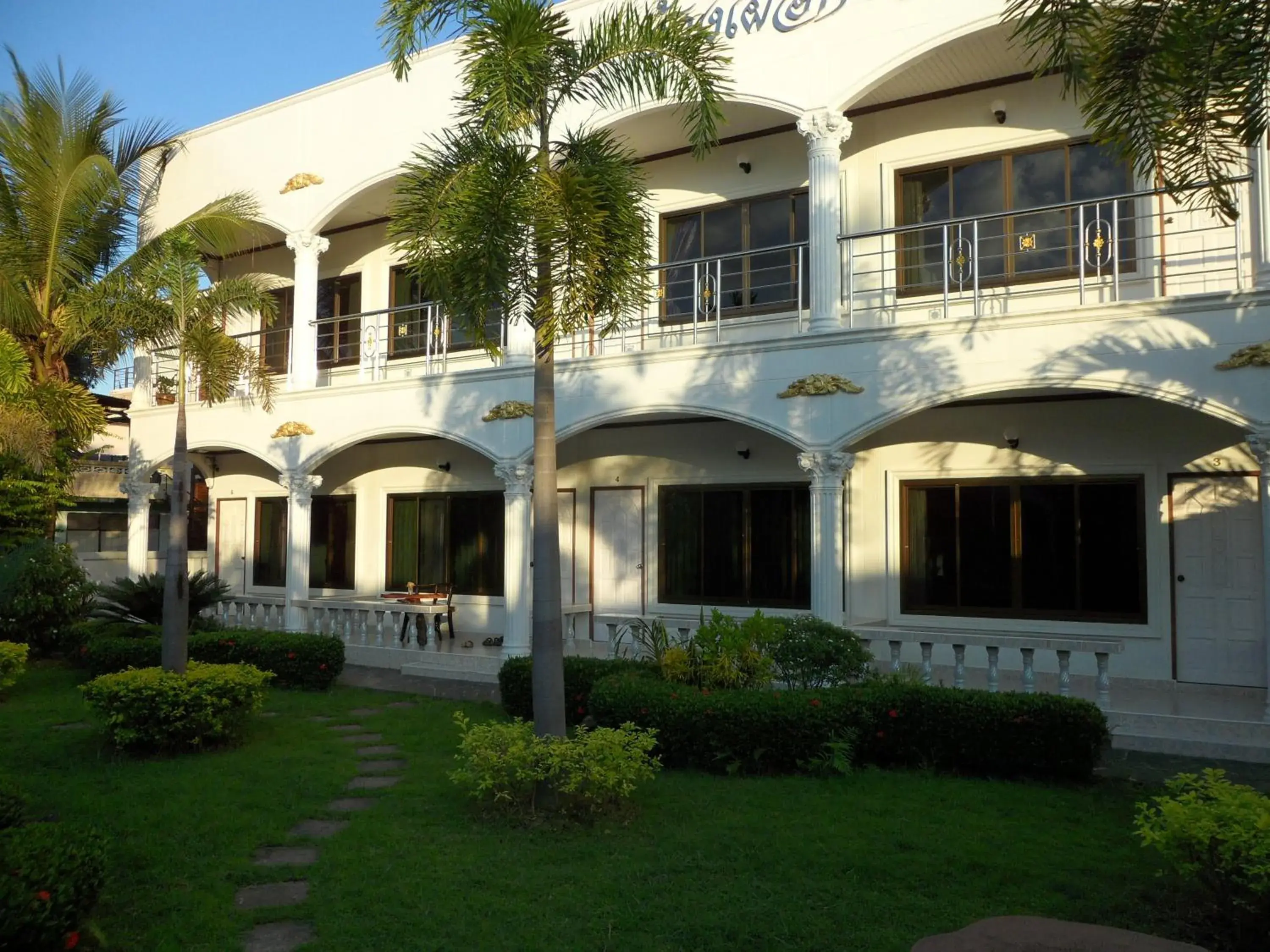 Deluxe Double Room - single occupancy in White Elephant Resort Deluxe Double Room - single occupancy in White Elephant Resort