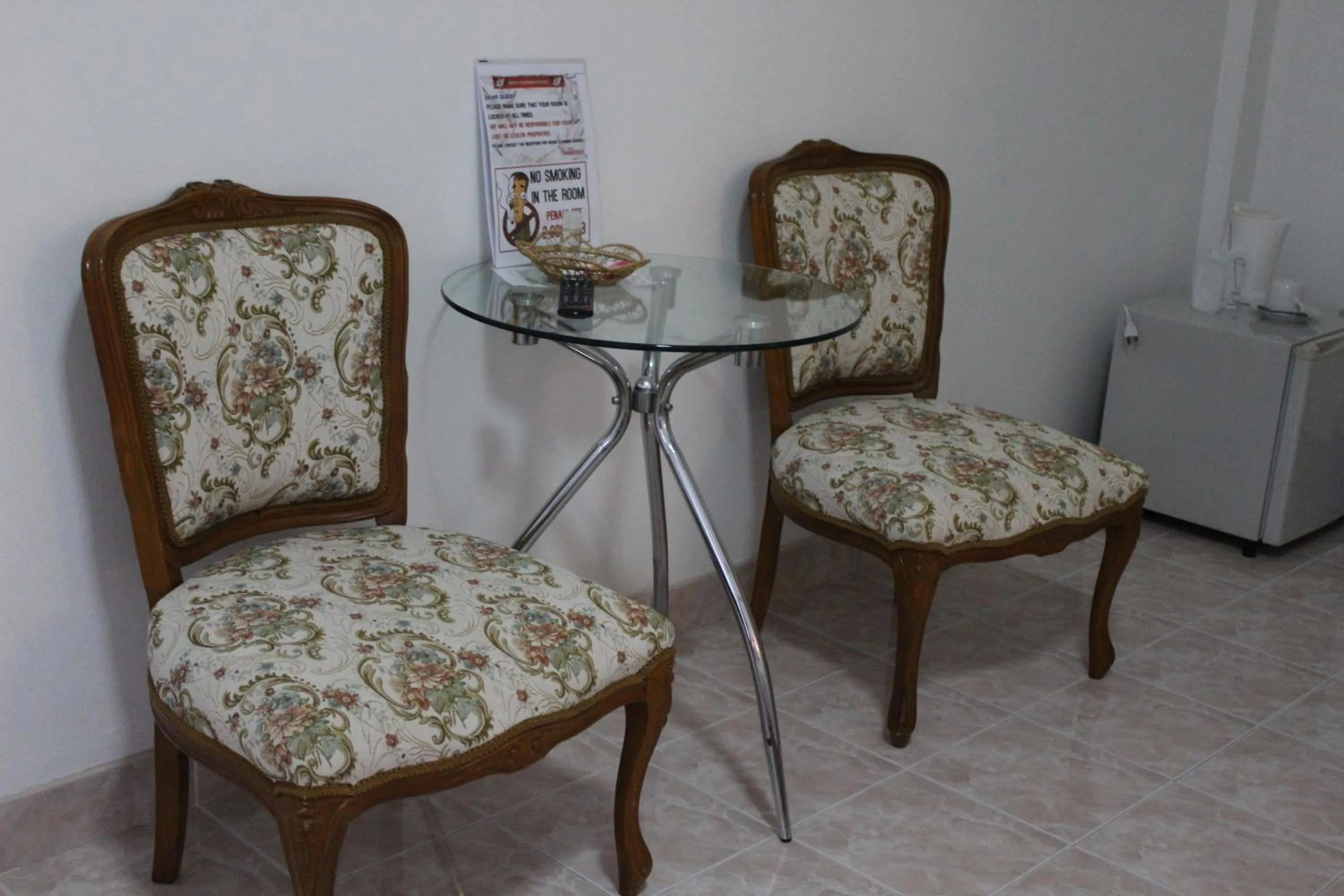 Photo of the whole room in White Elephant Resort