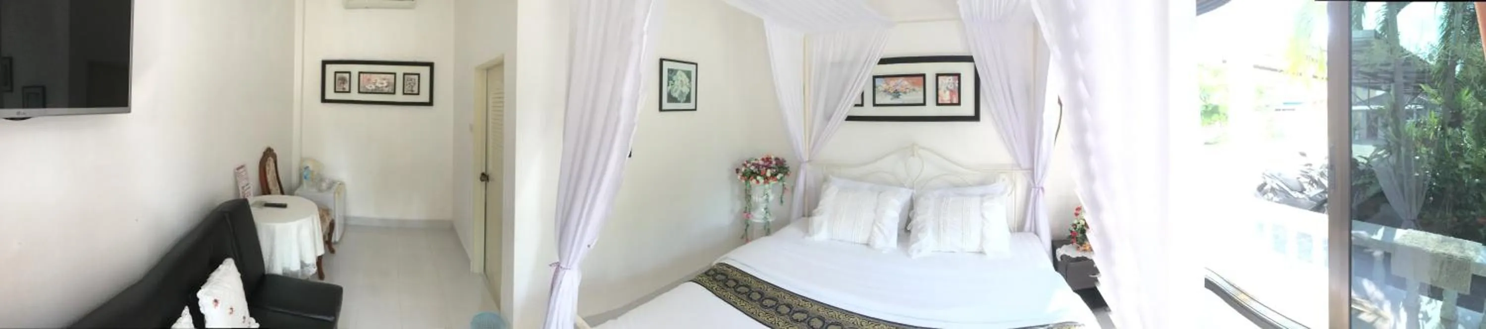 Bed in White Elephant Resort