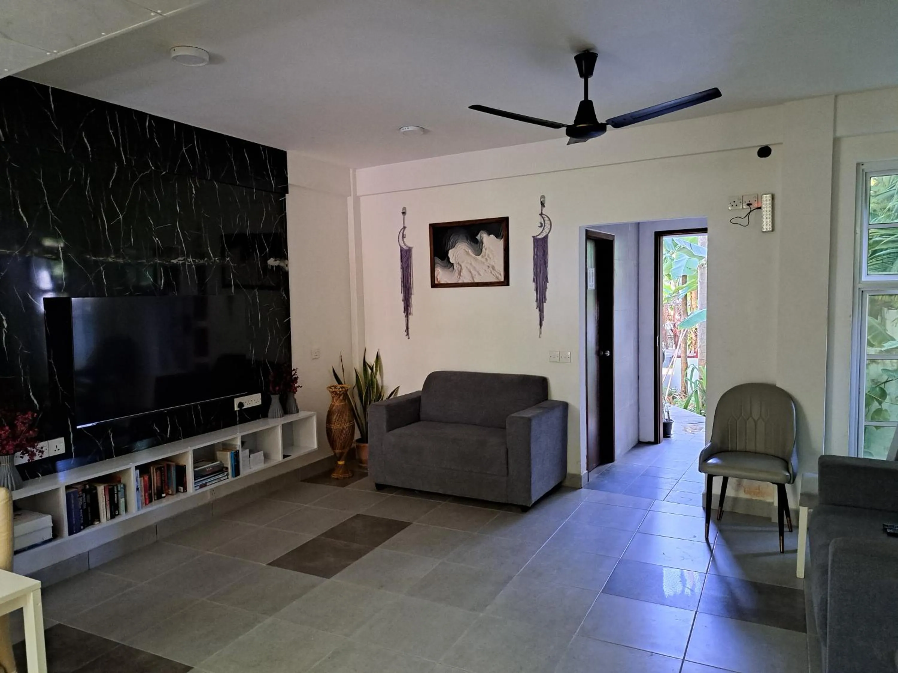 Living room in Shams Thoddoo