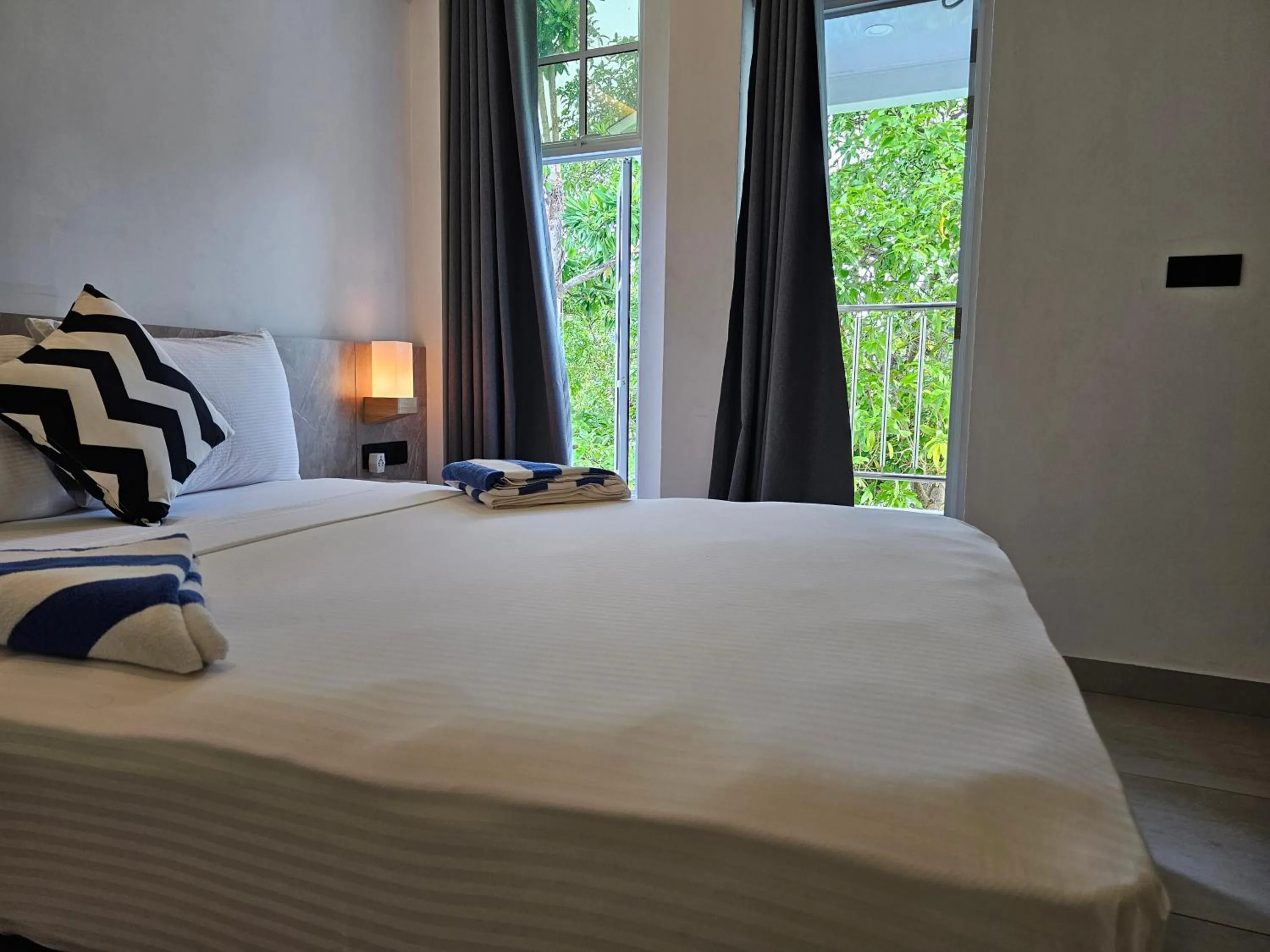 Bed in Shams Thoddoo