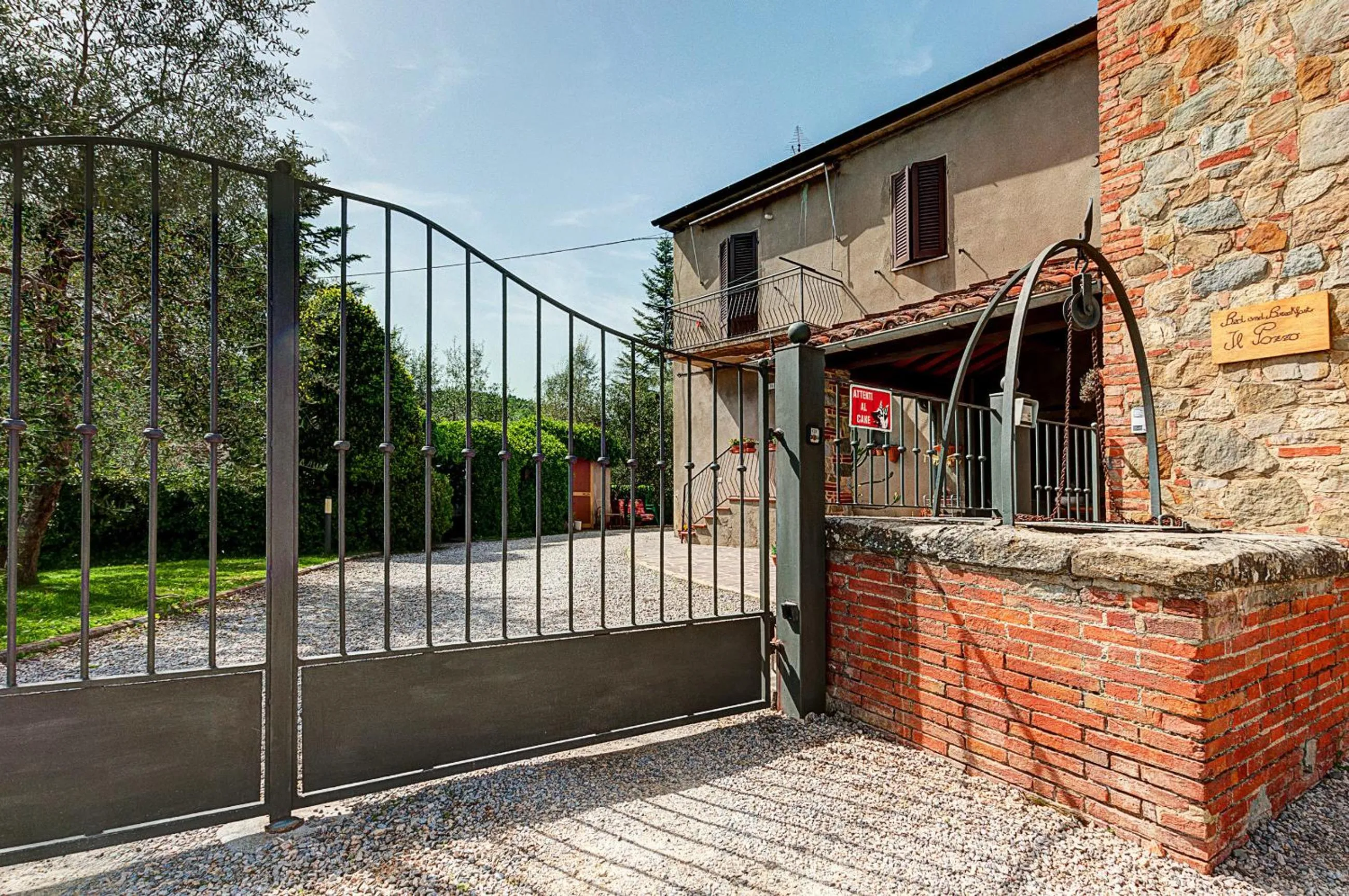 Facade/entrance in B&B Il Pozzo