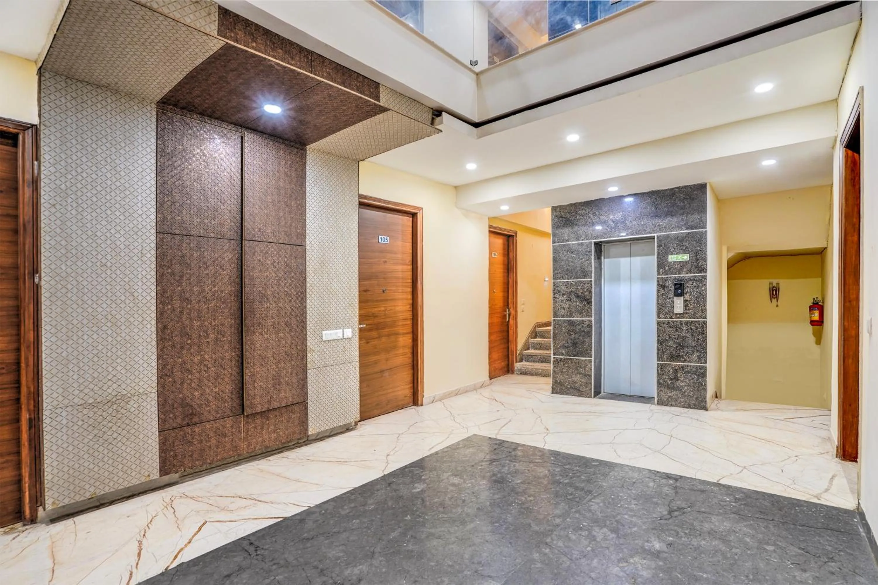 elevator in Super Townhouse Sector 47 Near Medanta