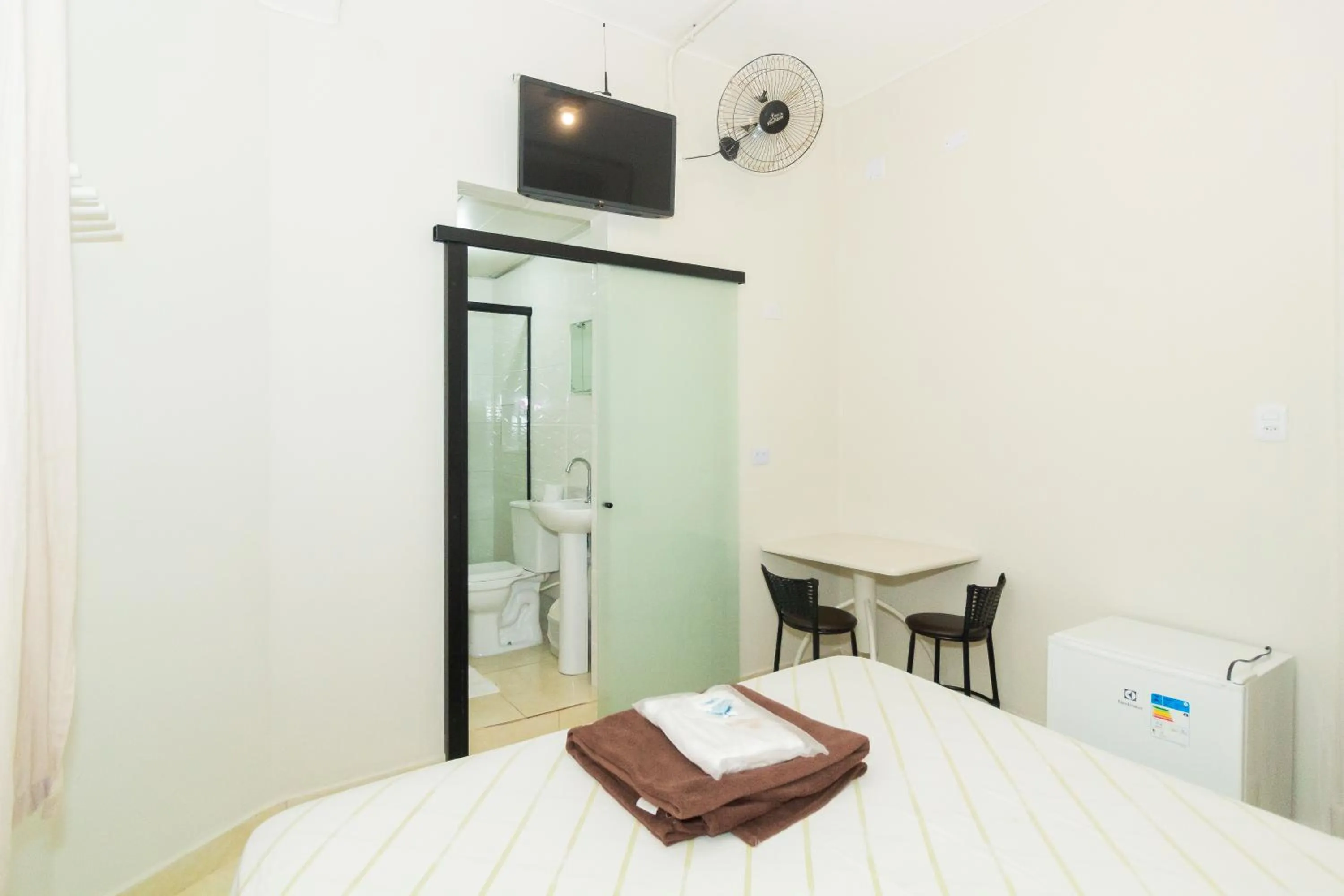 Bedroom, Bed in Hotel Ourinhos - Centro de São Paulo - Próximo 25 de Março e Brás