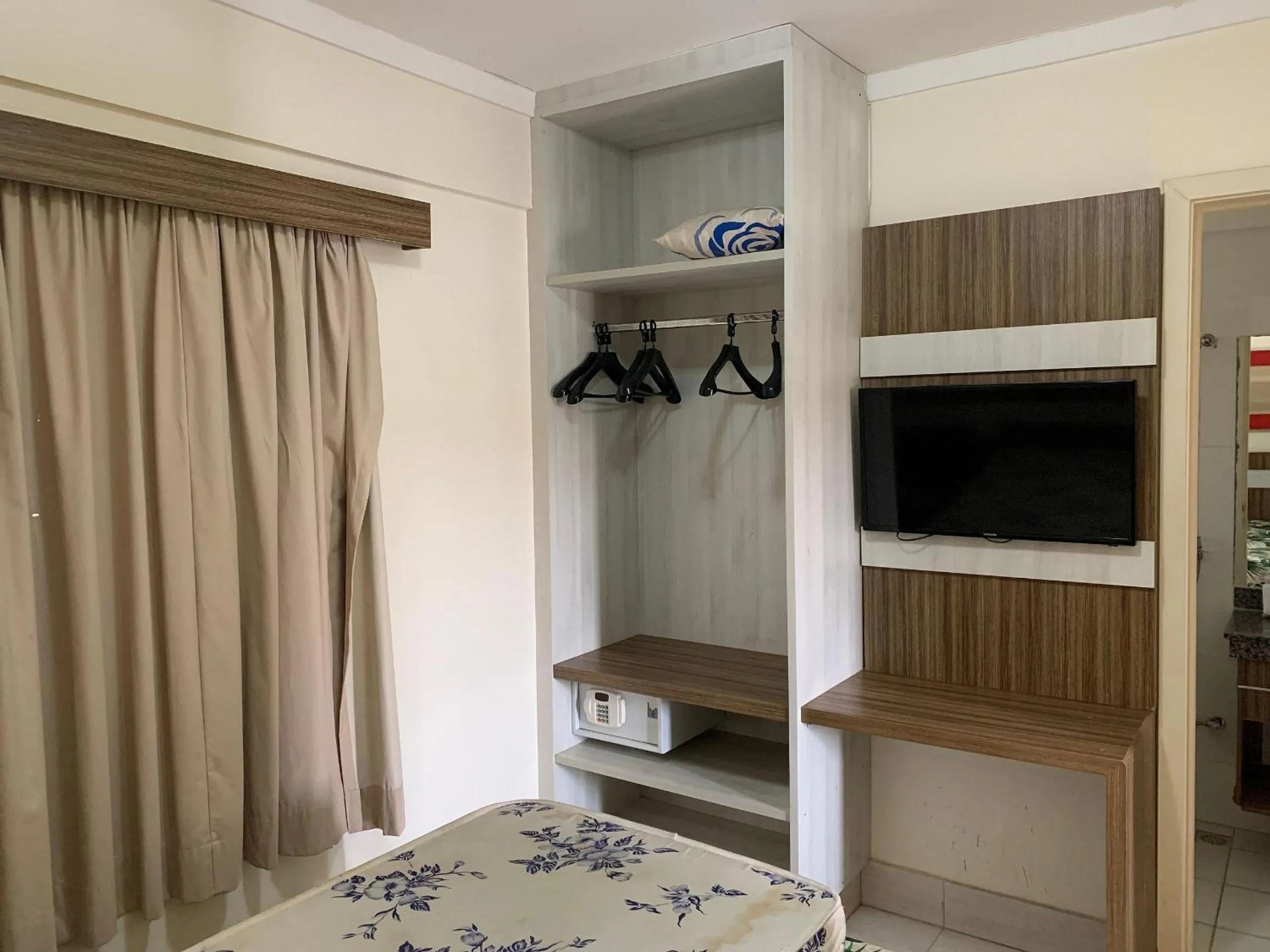 Bed in Lacqua diRoma II