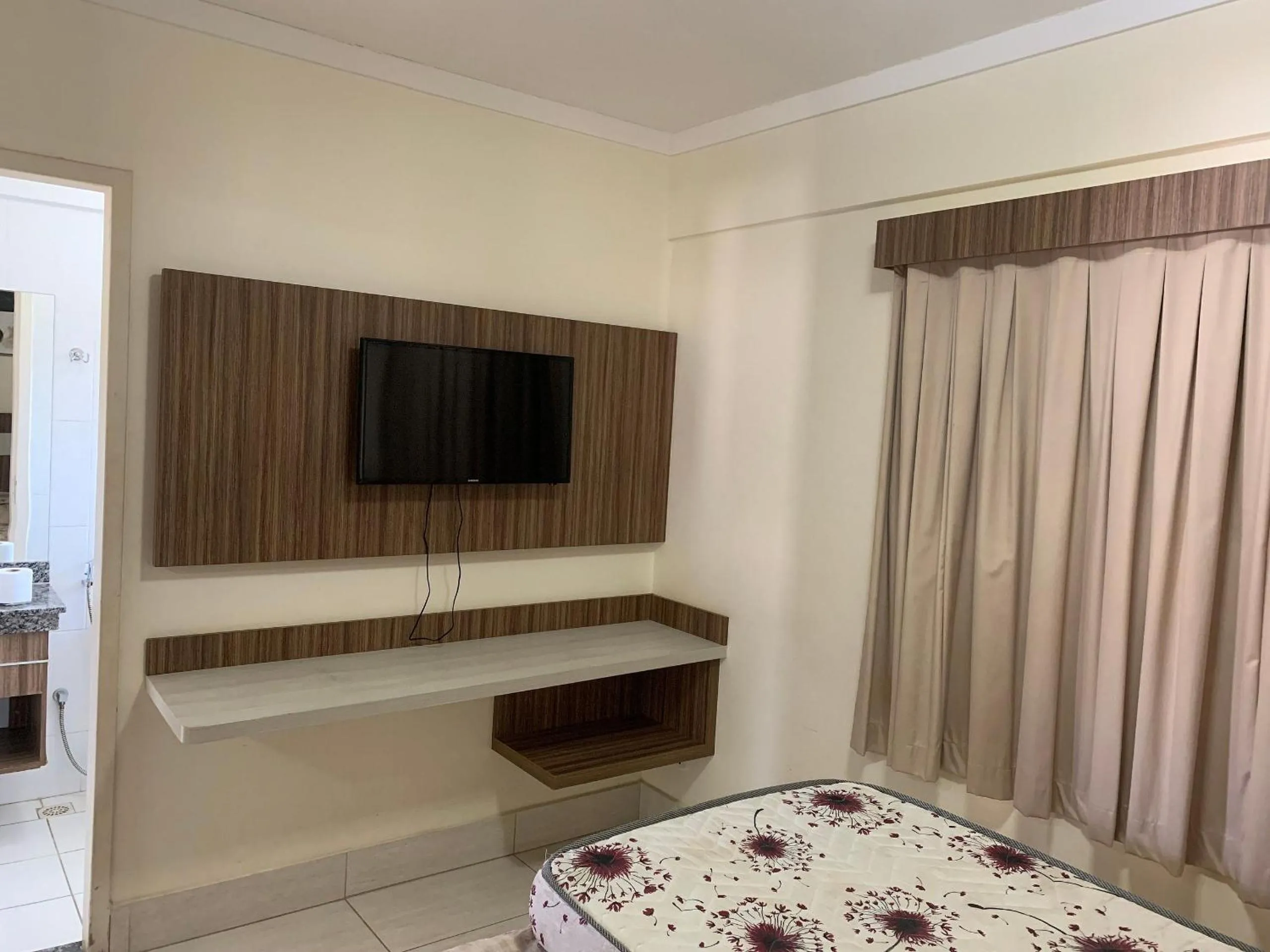 Bed in Lacqua diRoma II