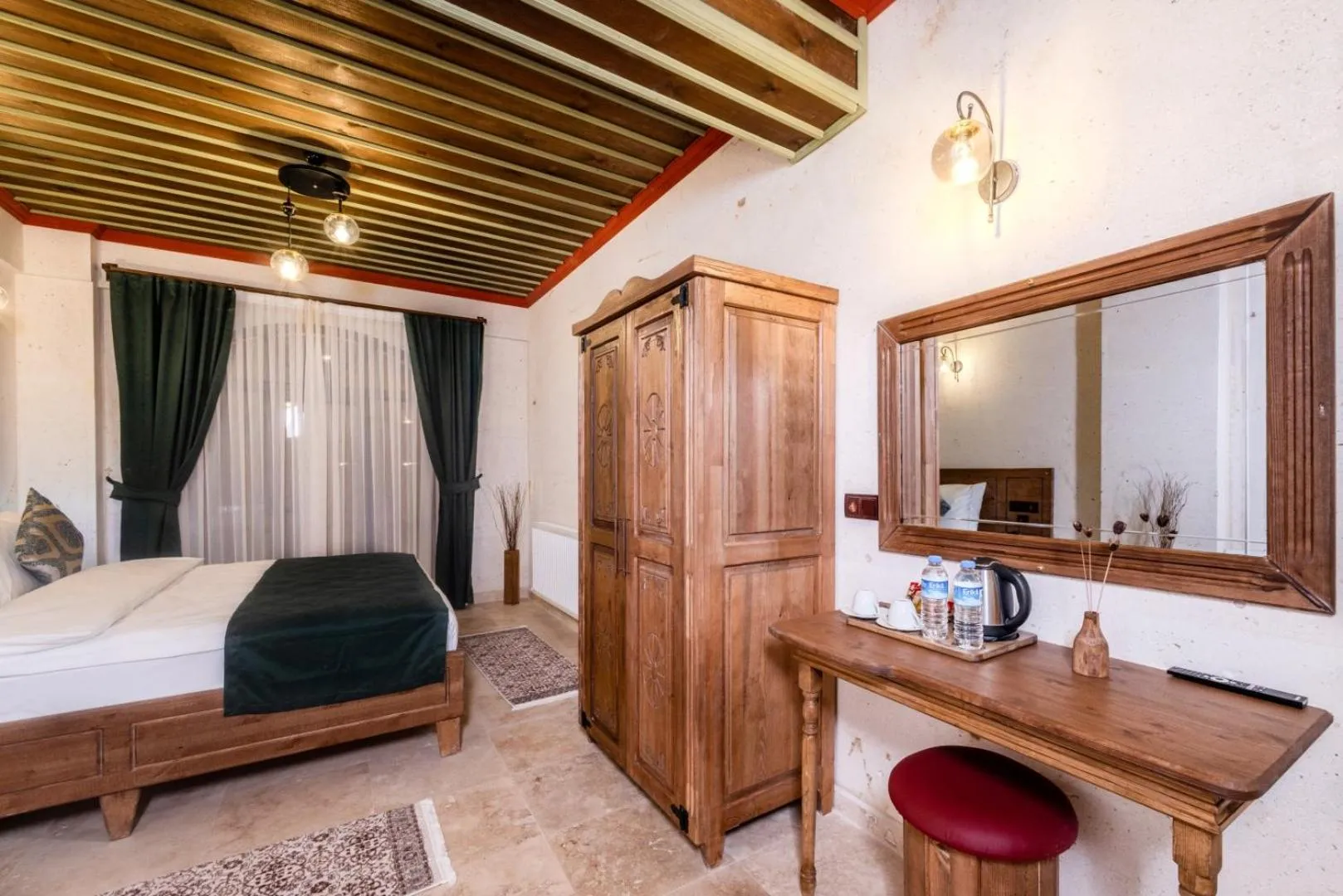 Kitchen or kitchenette, Bed in Mai Cappadocia Hotel
