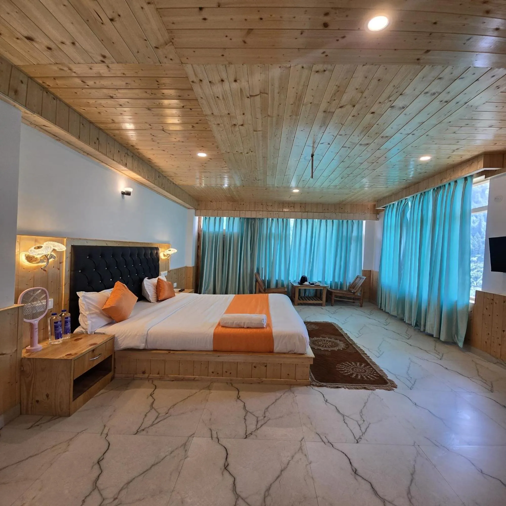 Bed in MB Igloo Resort