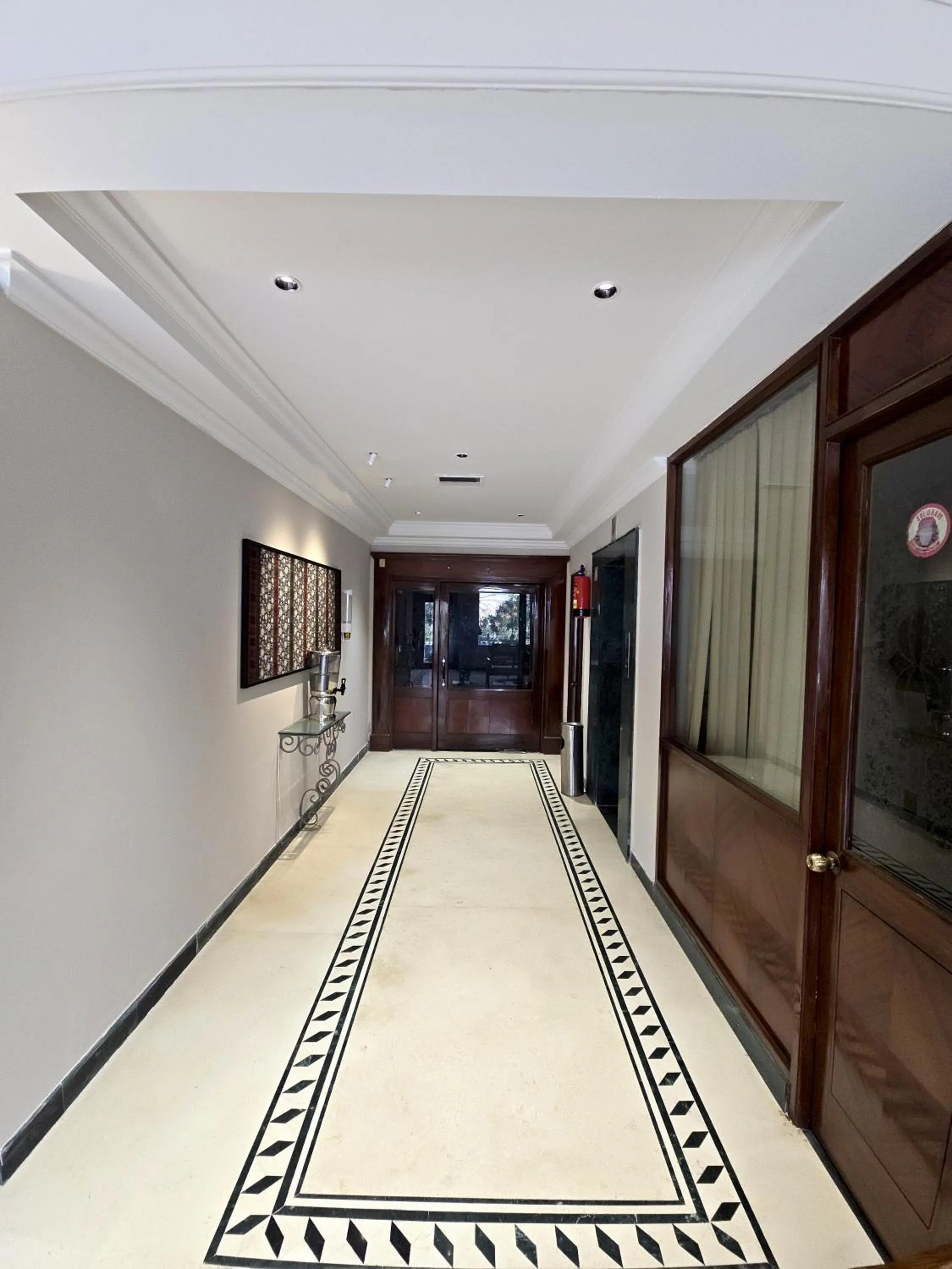 Lobby or reception in Hotel Supreme Suites I B2B Friendly I Ludhiana