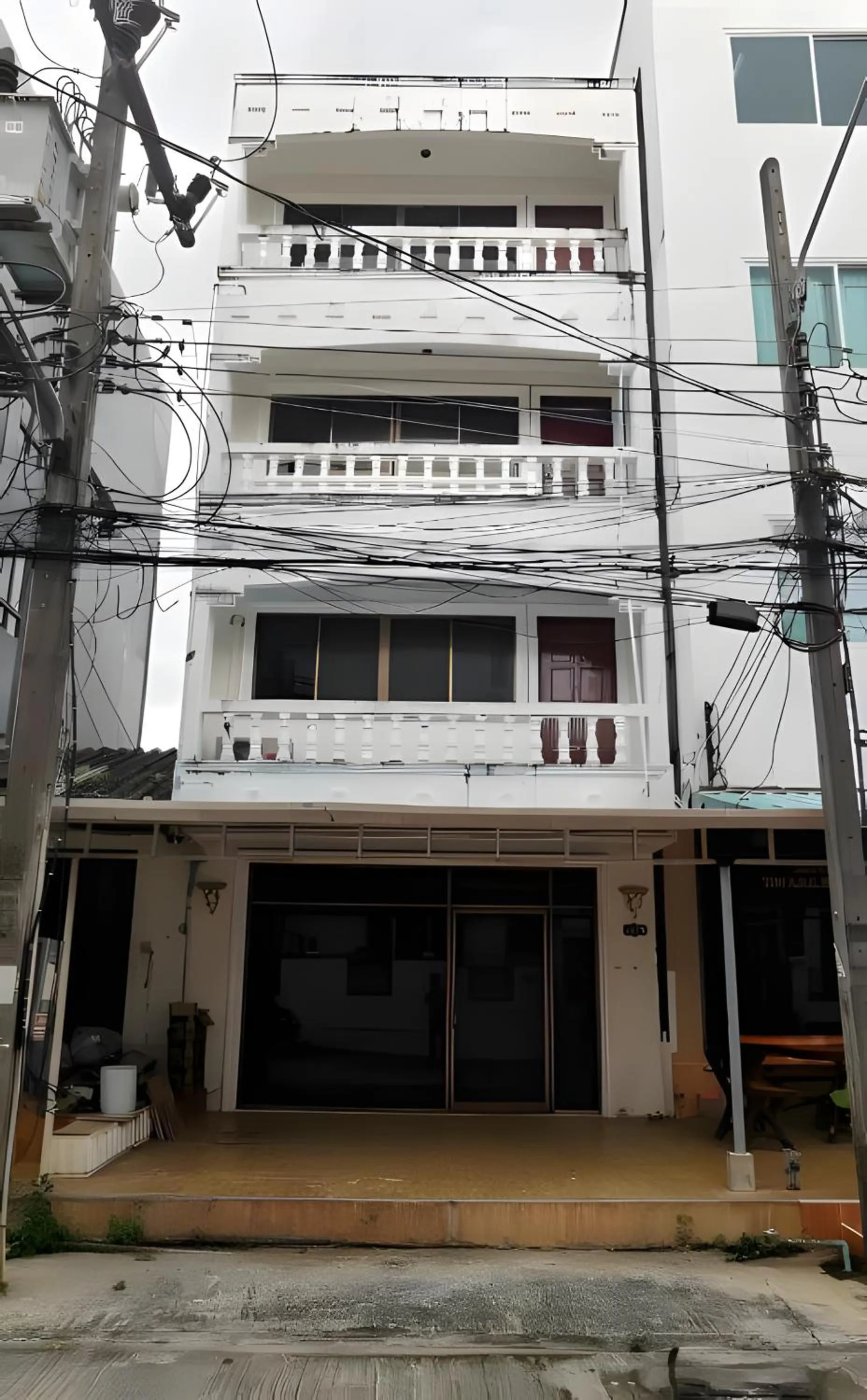 Property building in XX GO INN Phuket Patong Beach