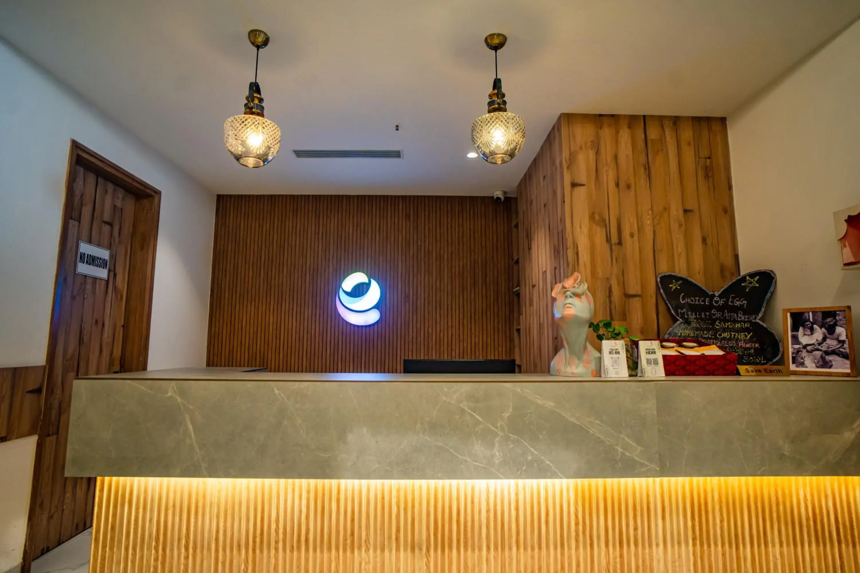 Restaurant/places to eat in Ramada Encore by Wyndham Lucknow Airport Restaurant/places to eat in Ramada Encore by Wyndham Lucknow Airport