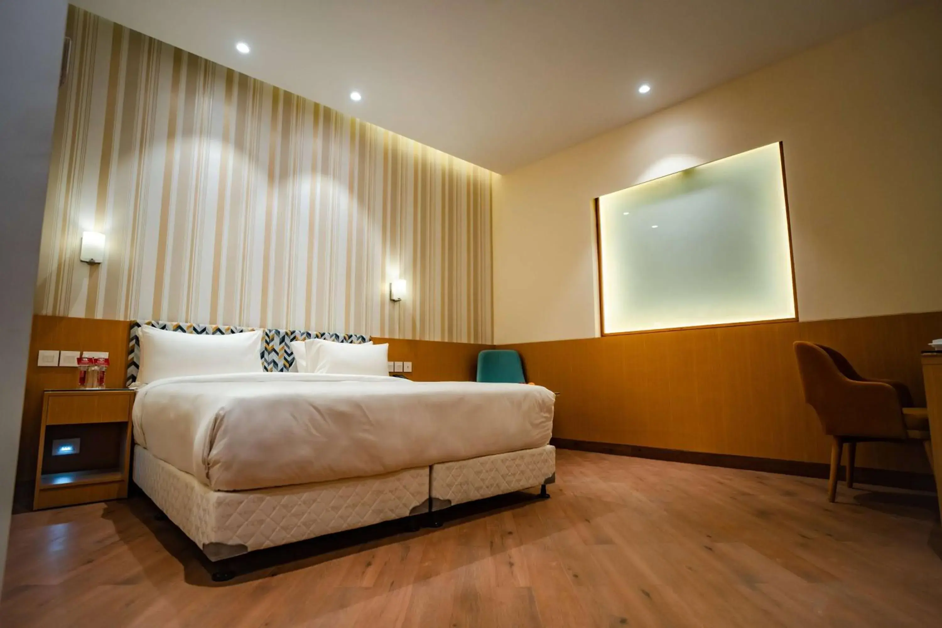 Photo of the whole room, Bed in Ramada Encore by Wyndham Lucknow Airport Photo of the whole room, Bed in Ramada Encore by Wyndham Lucknow Airport