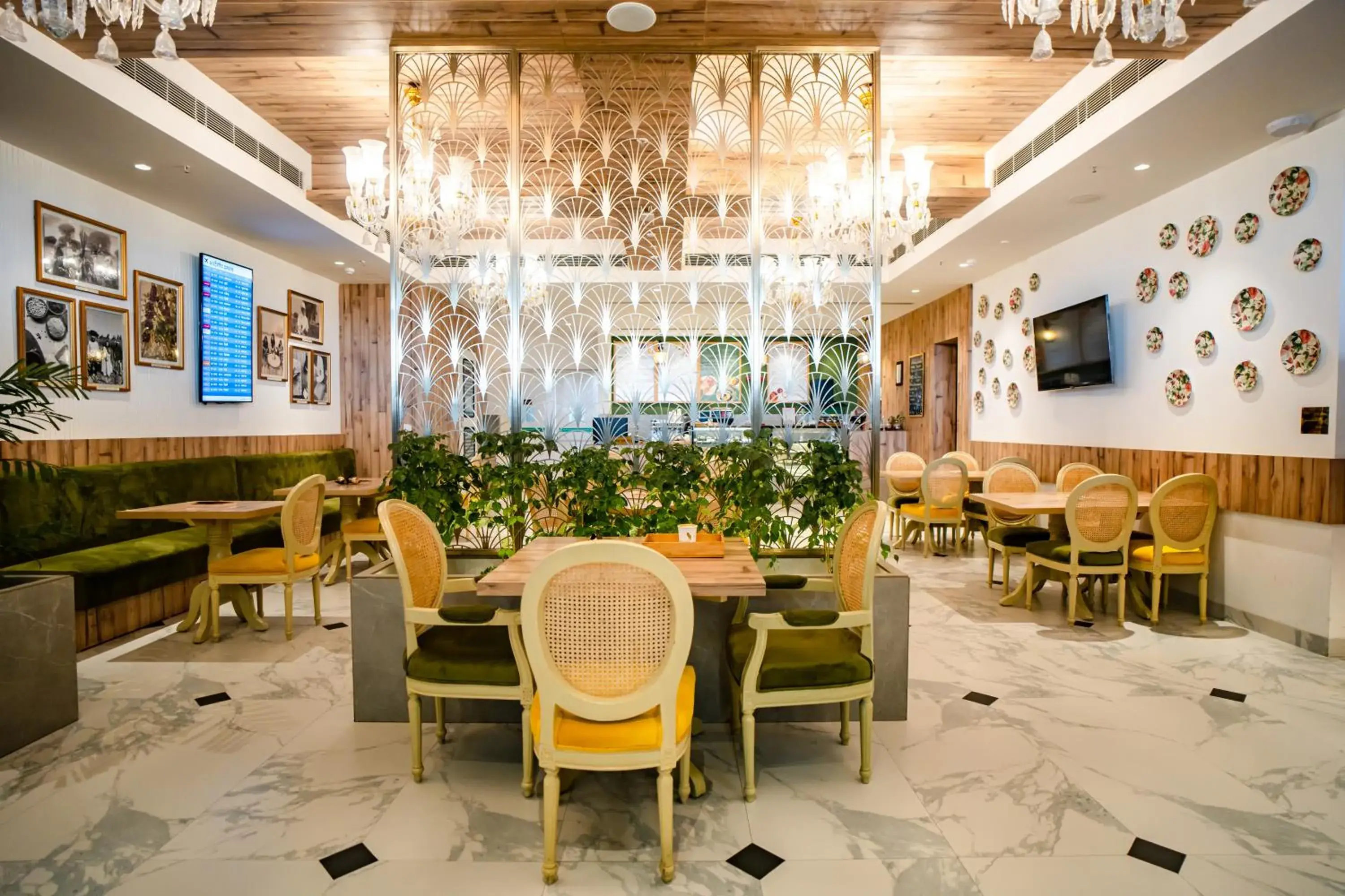 Restaurant/places to eat in Ramada Encore by Wyndham Lucknow Airport Restaurant/places to eat in Ramada Encore by Wyndham Lucknow Airport