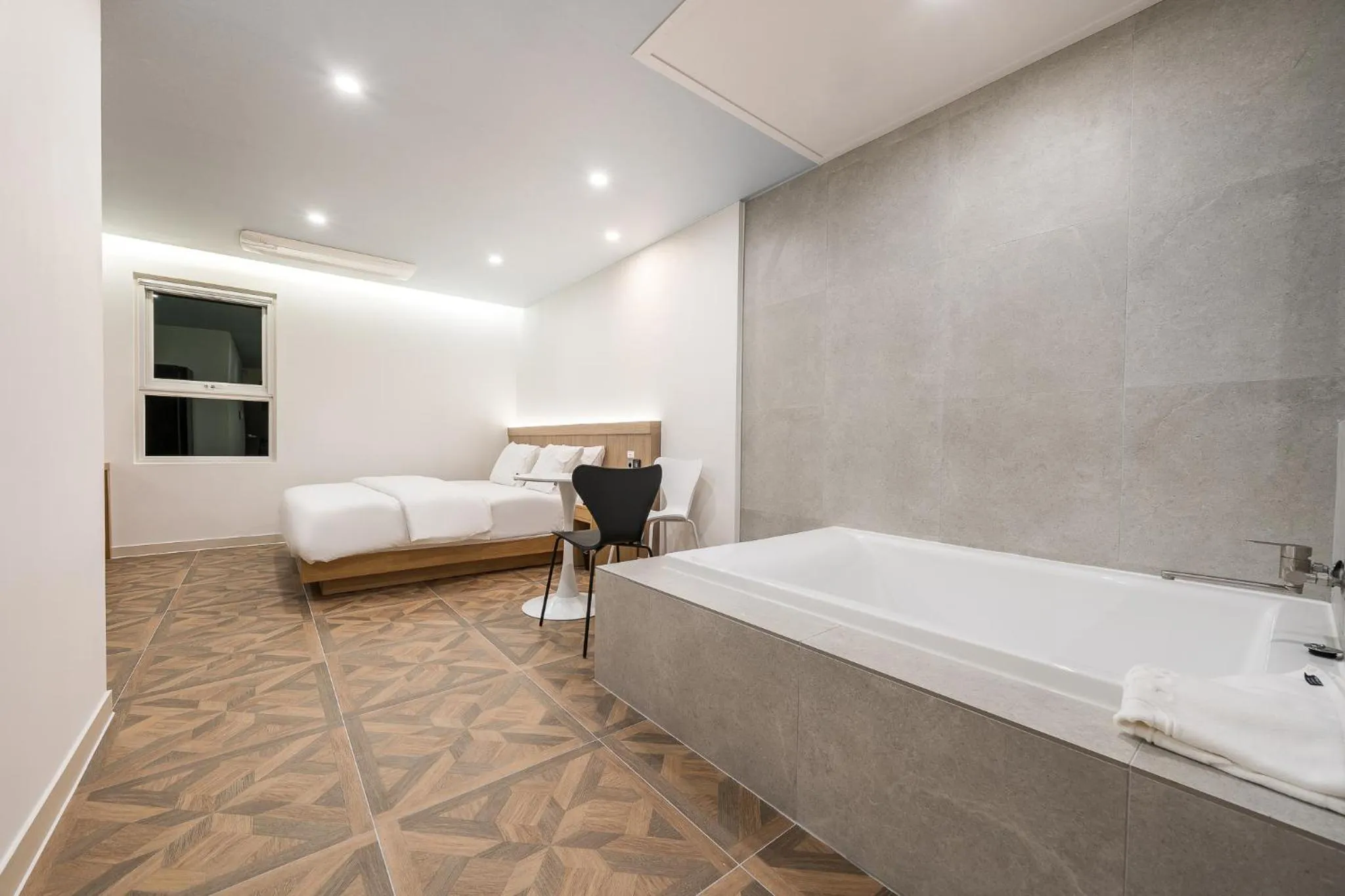 Bed in From H Brown Dot Hotel Gyeongju Yangnam