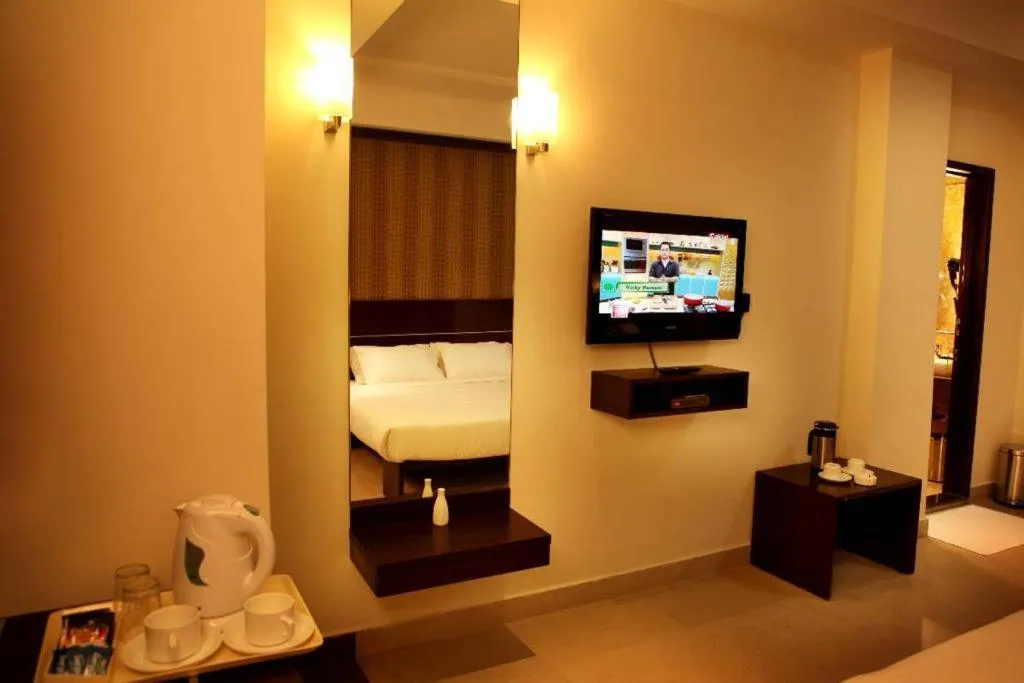 Bed in Sunflower Hotel