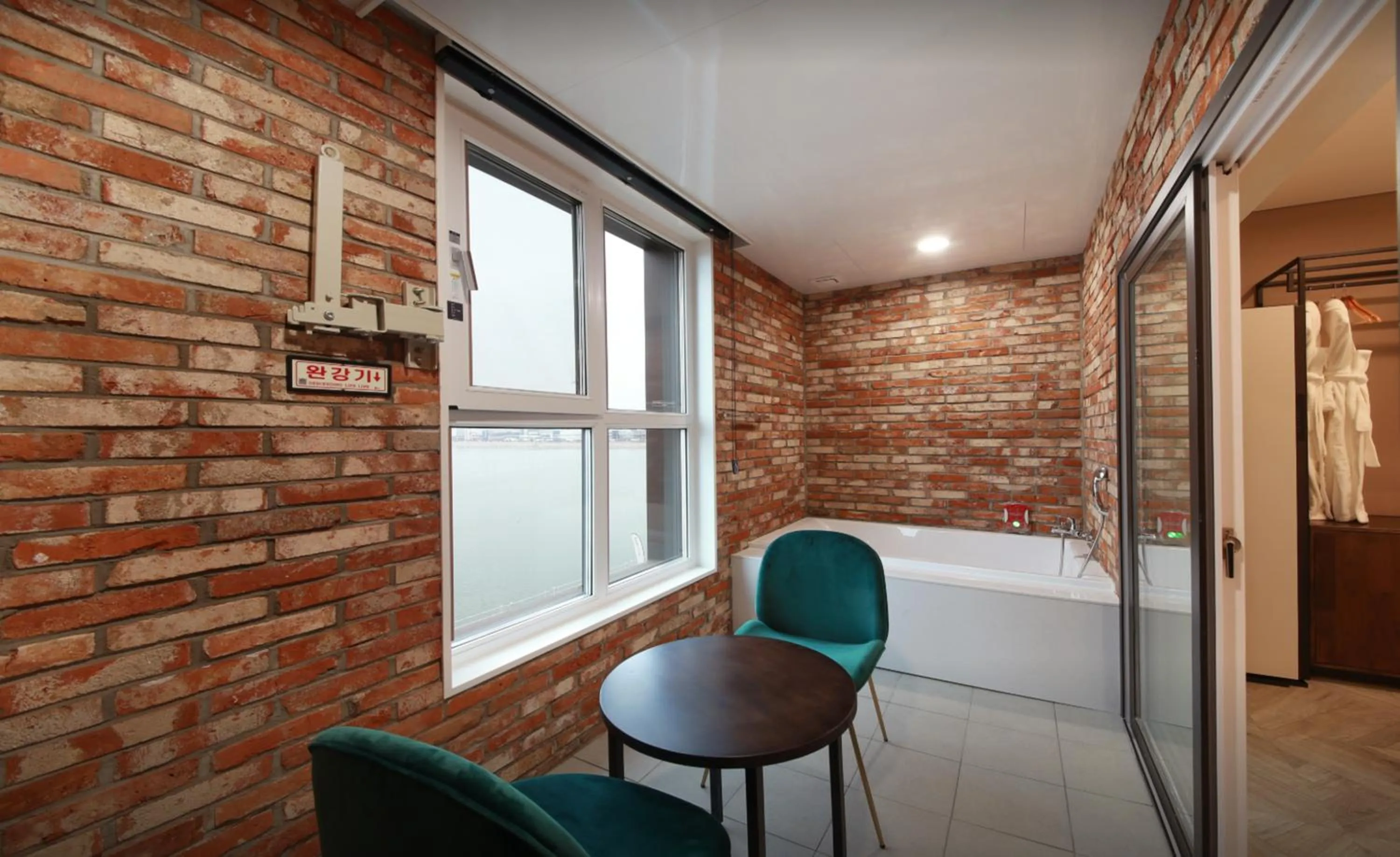 Bedroom in Restia Incheon Bay Hotel