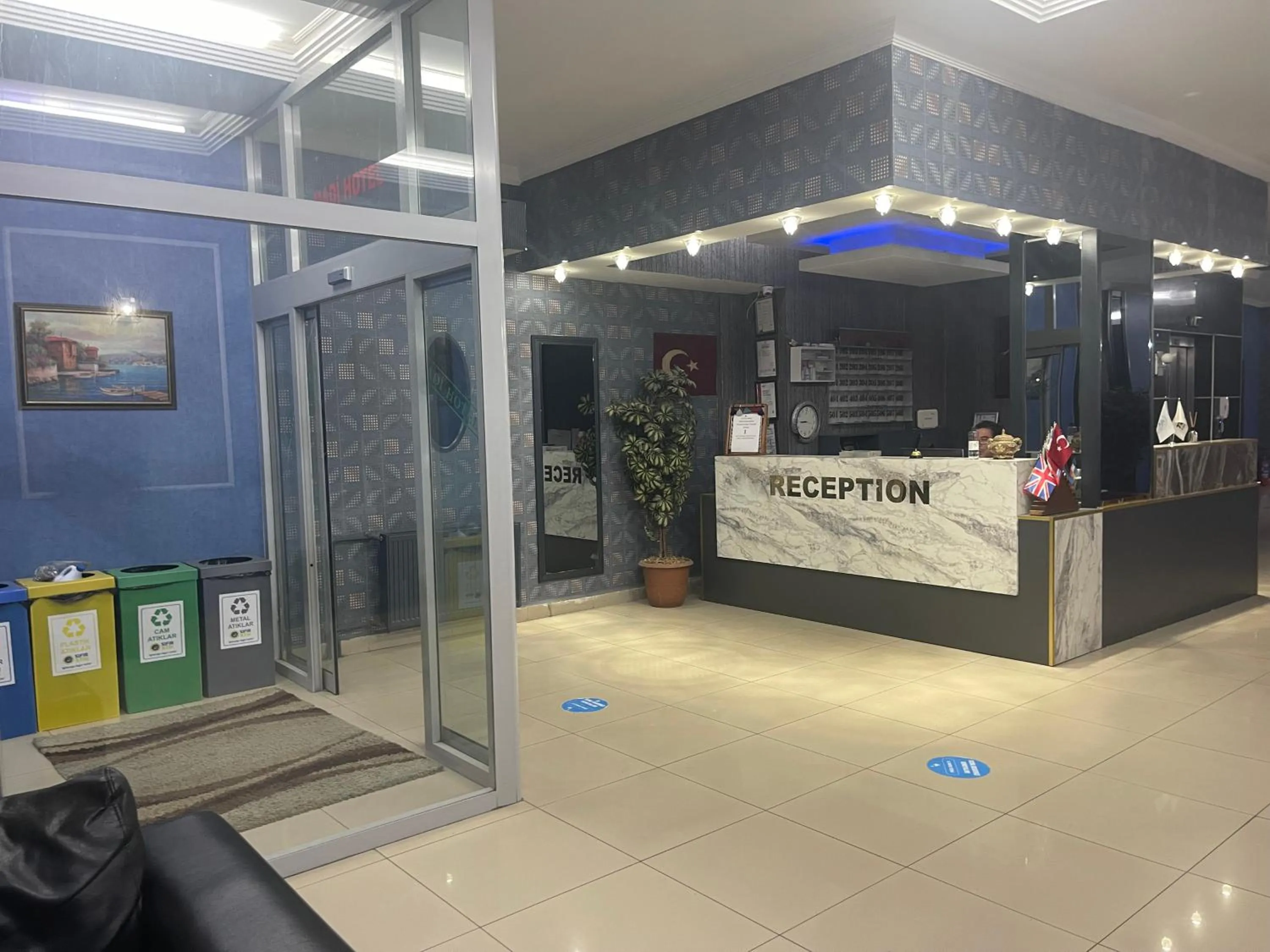 Lobby or reception in Madi Hotel Ankara