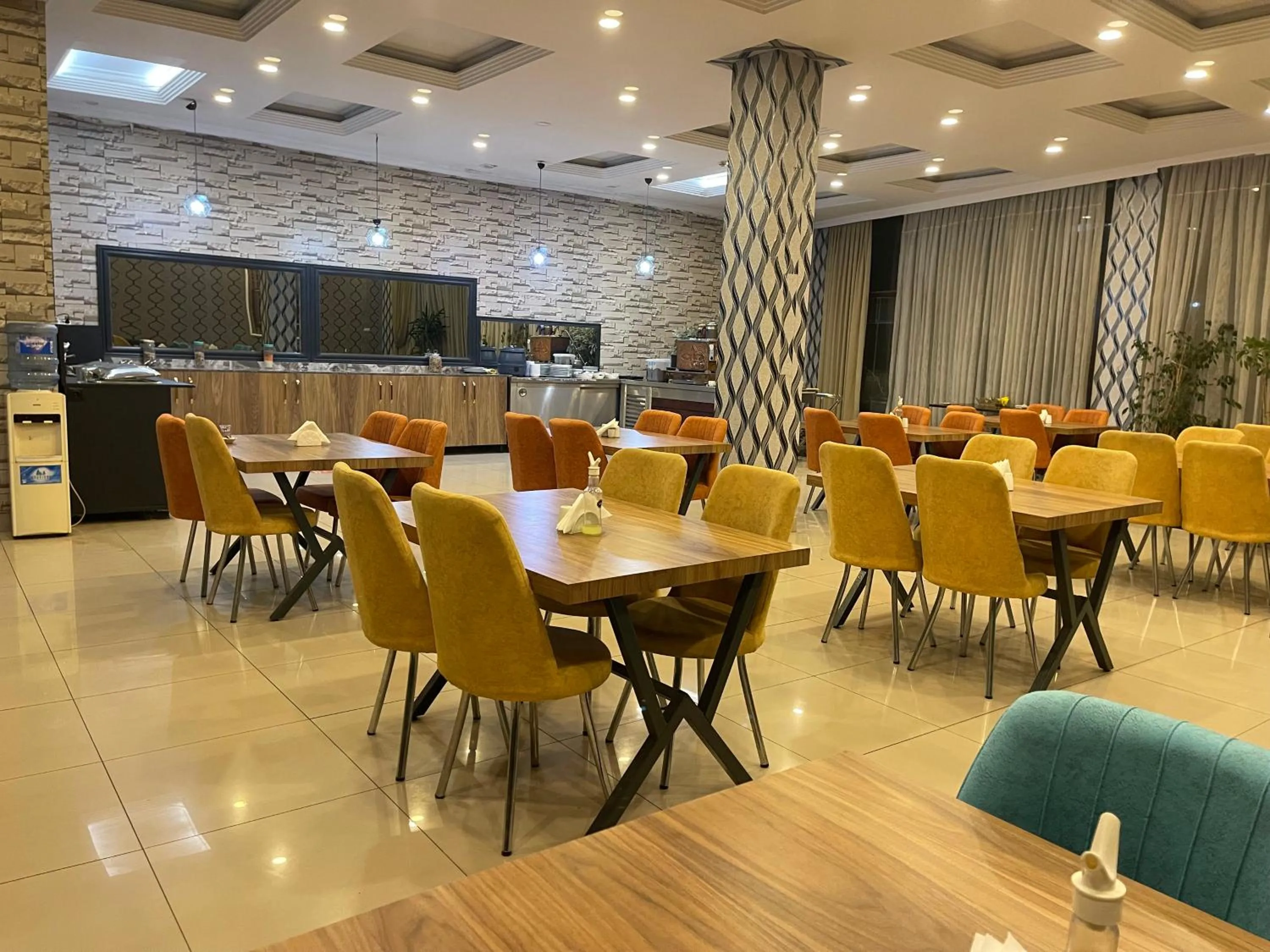 Restaurant/places to eat in Madi Hotel Ankara