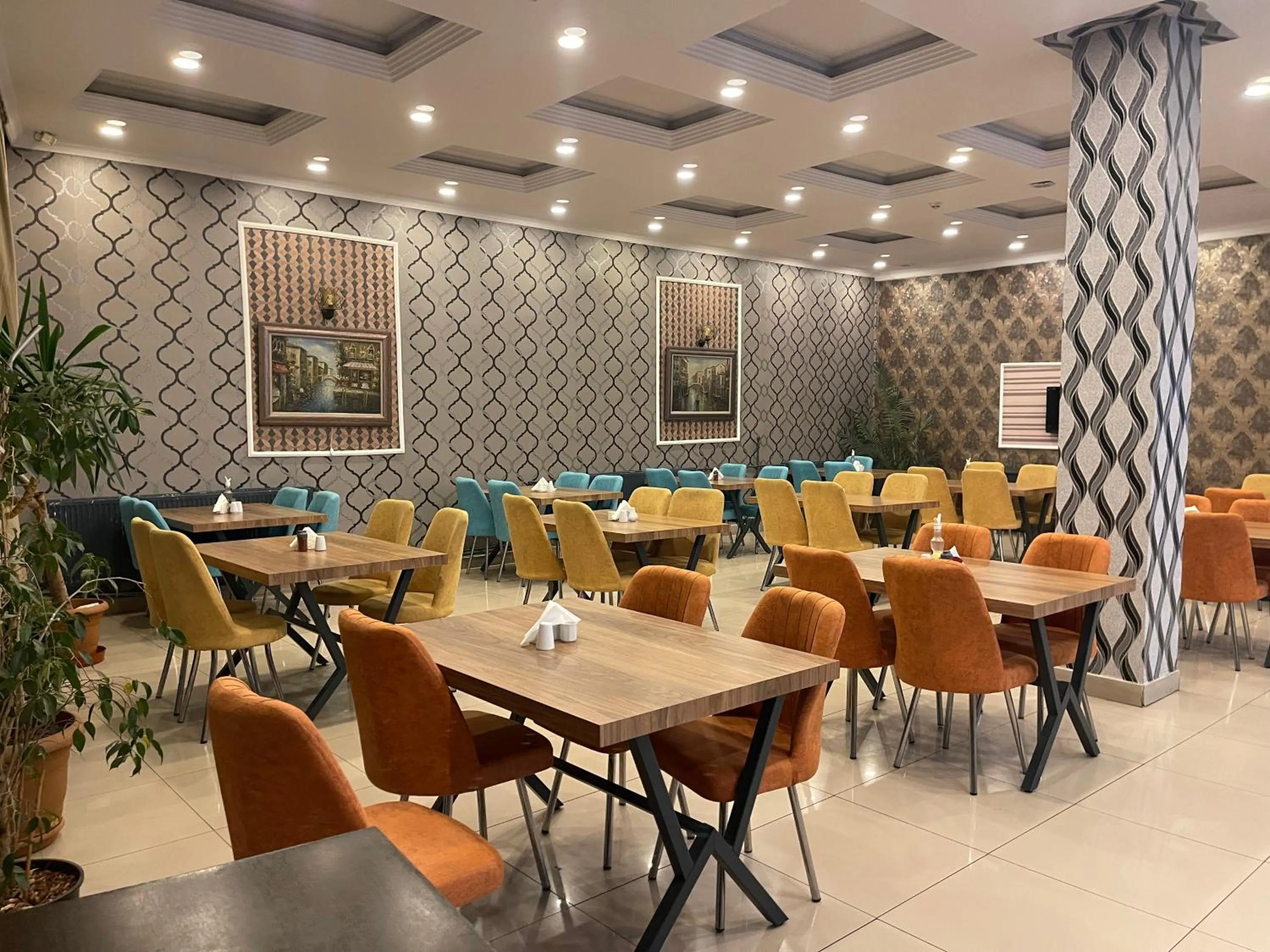 Restaurant/places to eat in Madi Hotel Ankara
