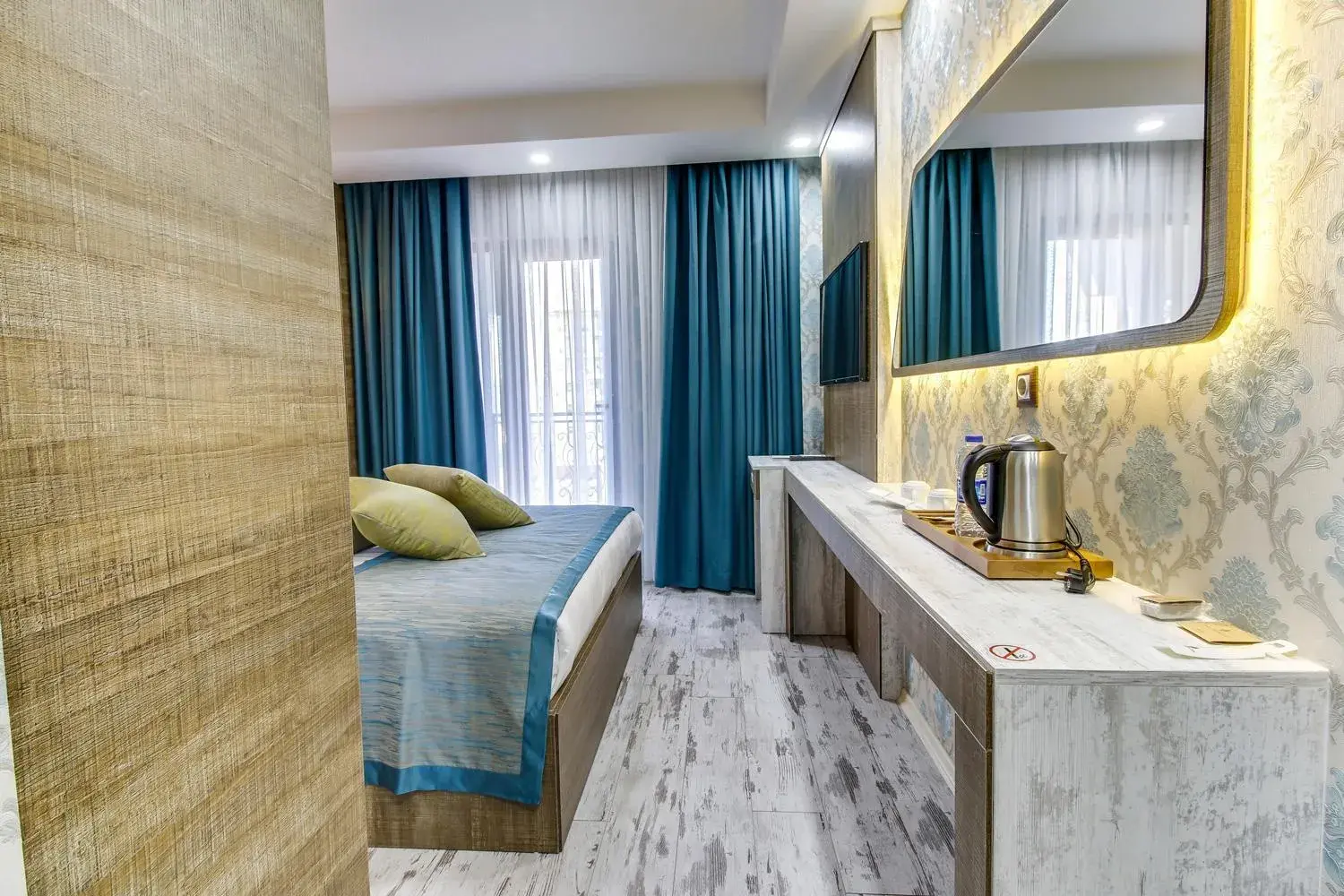 Trendy Room with Queen Size Bed in Elite World Nest Sivas Trendy Room with Queen Size Bed in Elite World Nest Sivas