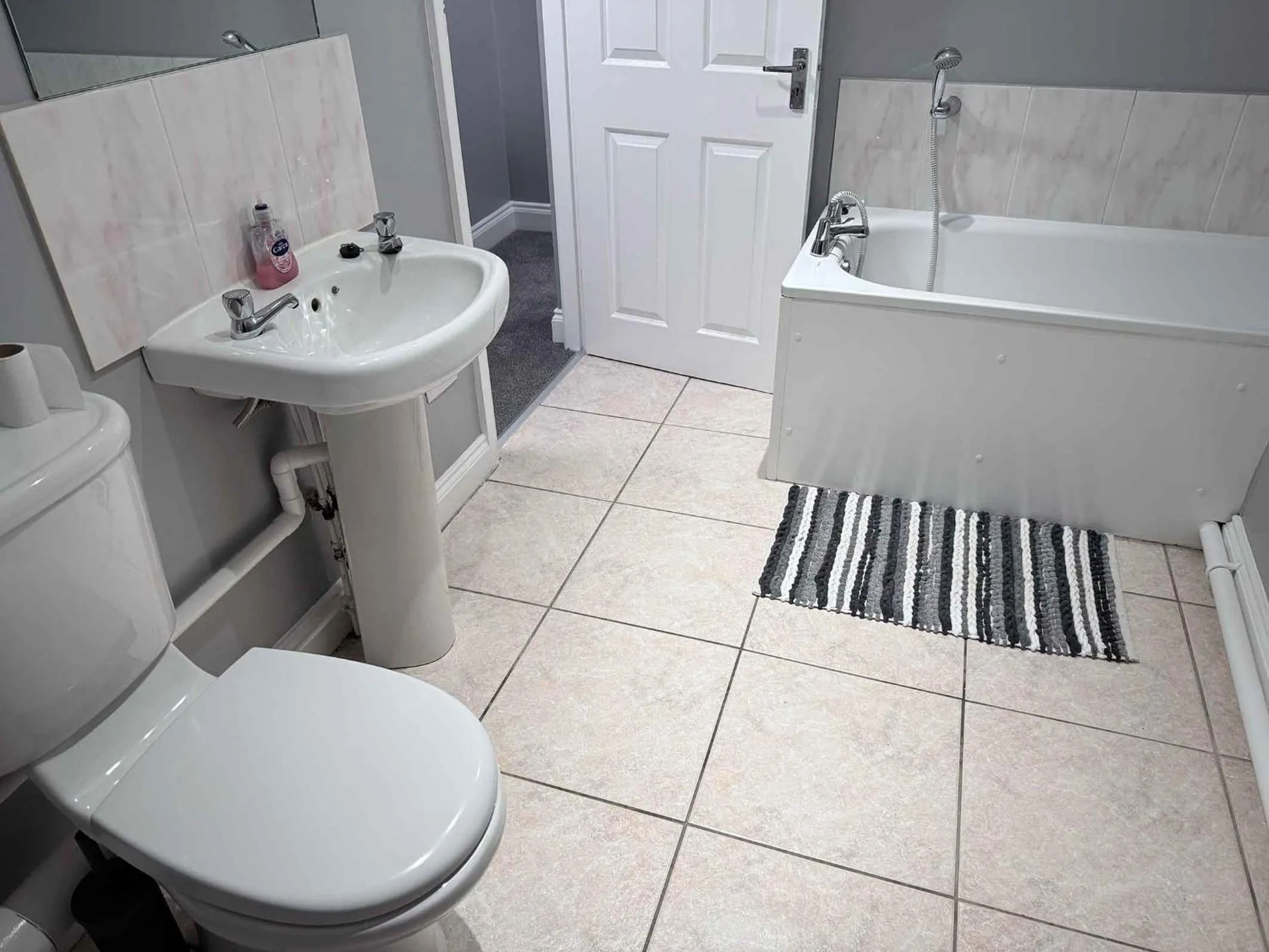 Twelfth Man Accommodation part of The Twelfth Man Public House