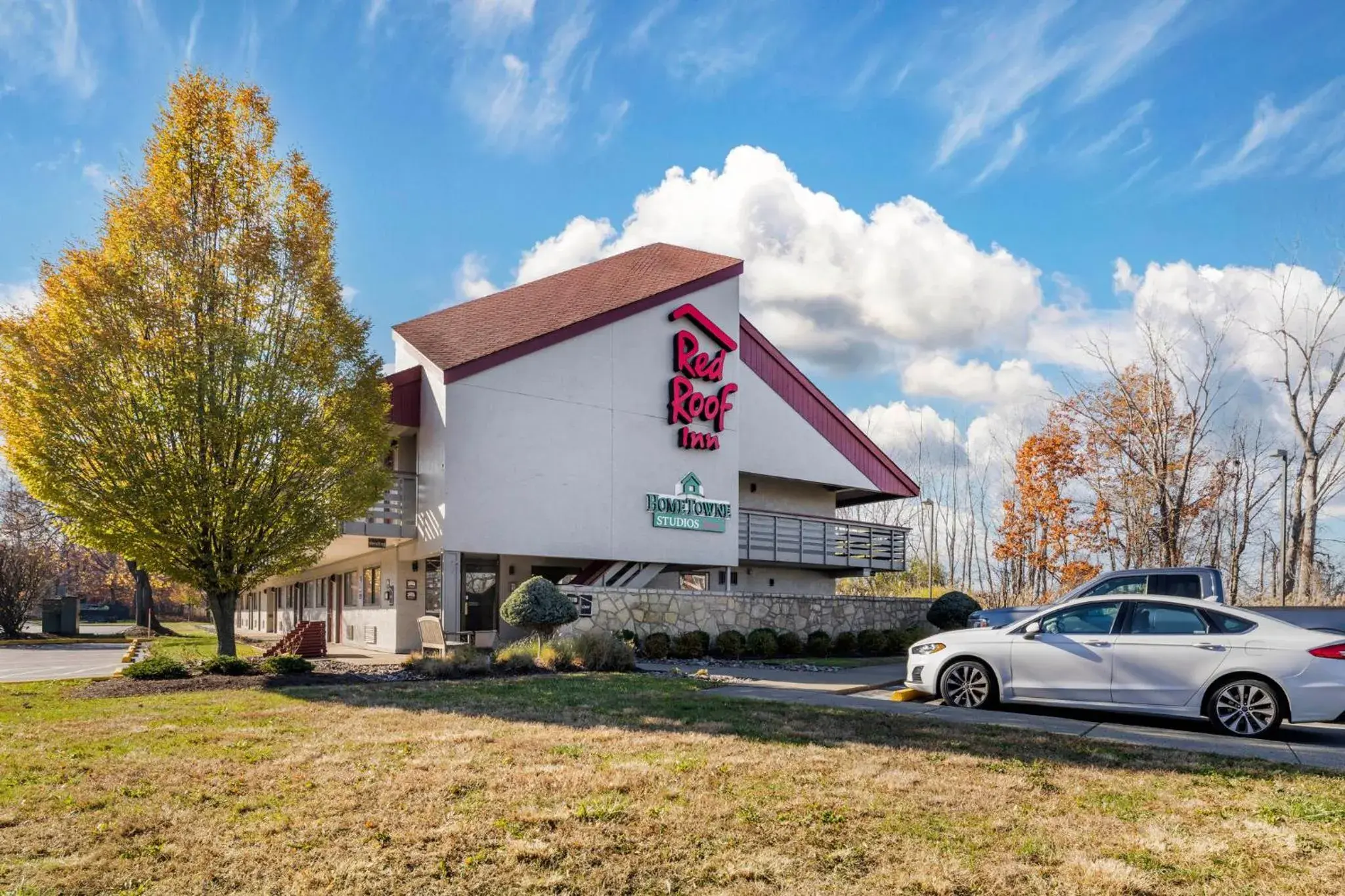 Property building in HomeTowne Studios by Red Roof Buffalo - Niagara Airport Property building in HomeTowne Studios by Red Roof Buffalo - Niagara Airport