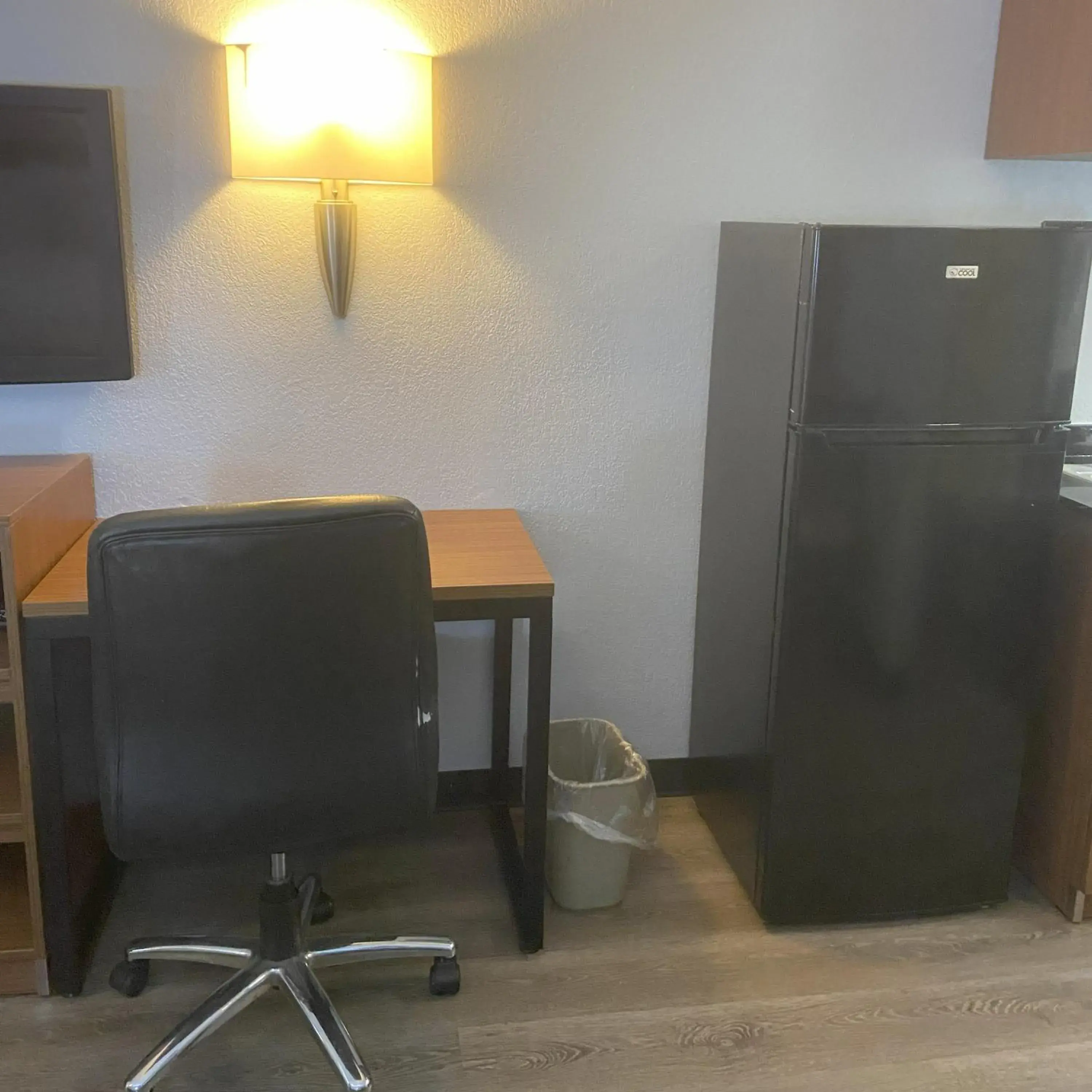 Bedroom in HomeTowne Studios by Red Roof Buffalo - Niagara Airport Bedroom in HomeTowne Studios by Red Roof Buffalo - Niagara Airport