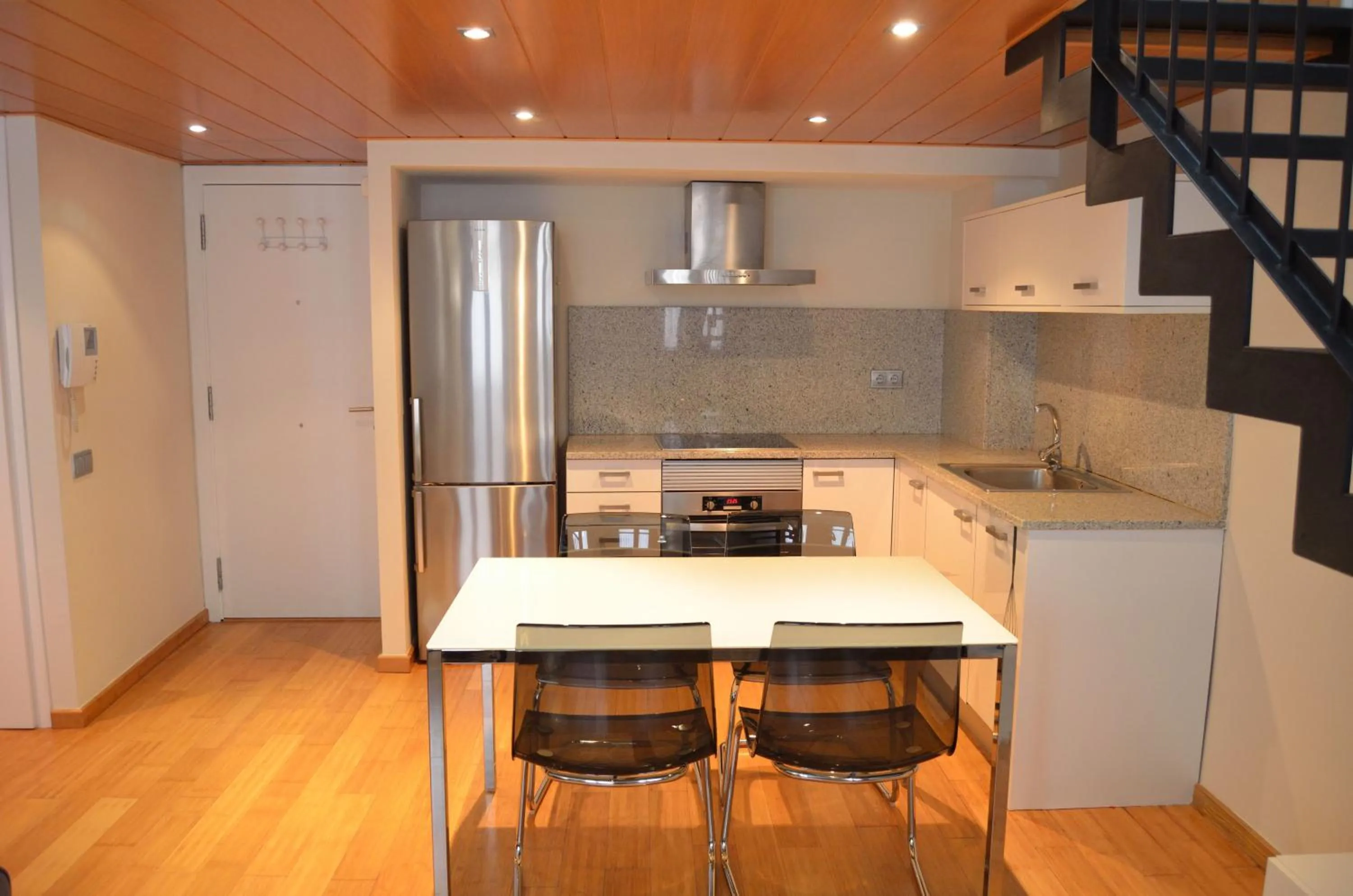 Kitchen or kitchenette in Girona Housing Ginesta 9