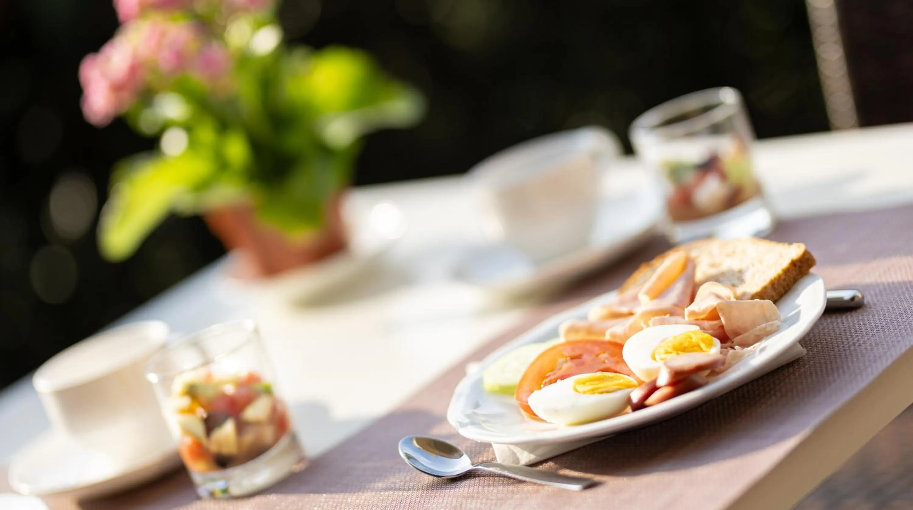 Breakfast in Hotel Smeraldo