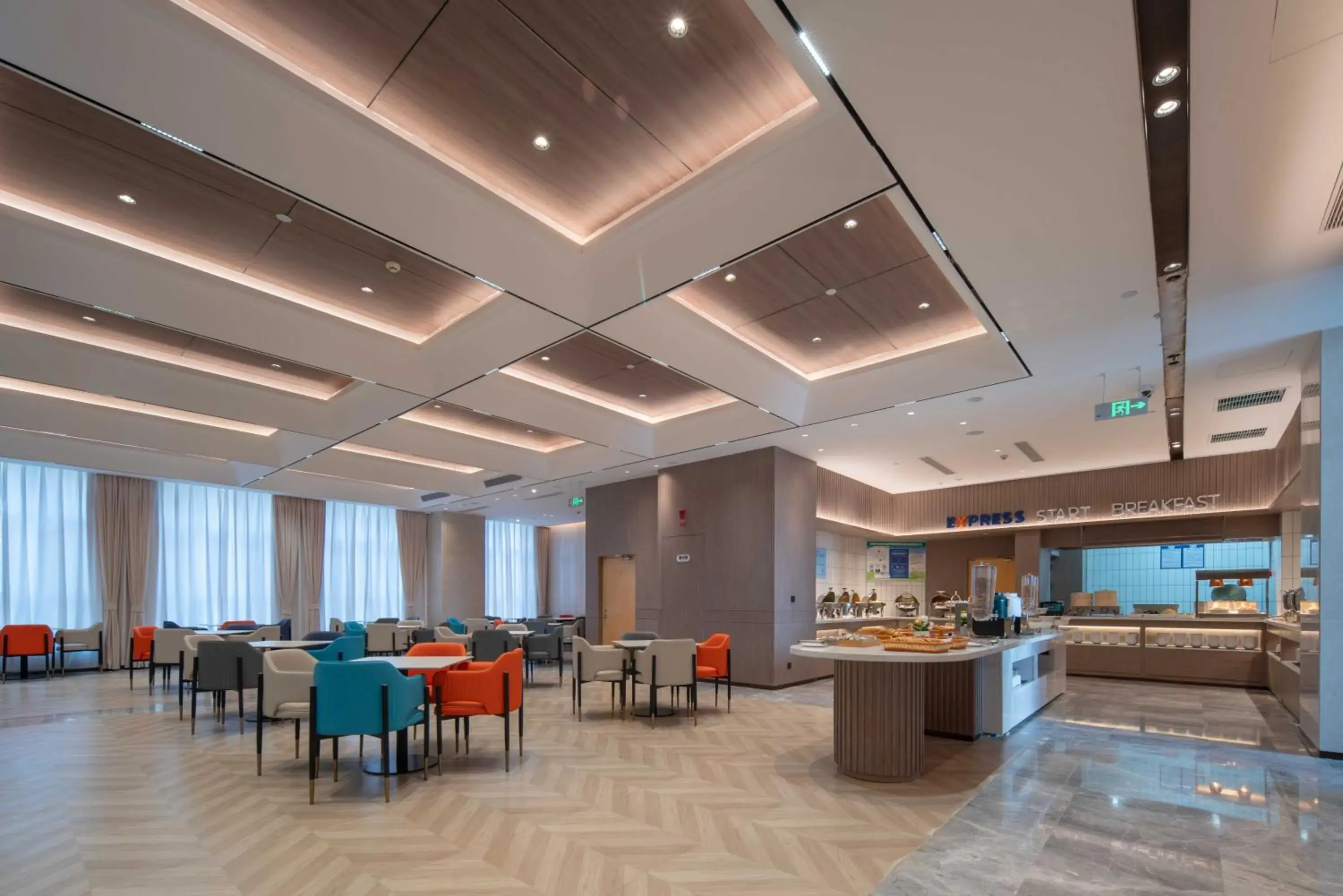 Restaurant/places to eat in Holiday Inn Express Turpan, an IHG Hotel Restaurant/places to eat in Holiday Inn Express Turpan, an IHG Hotel