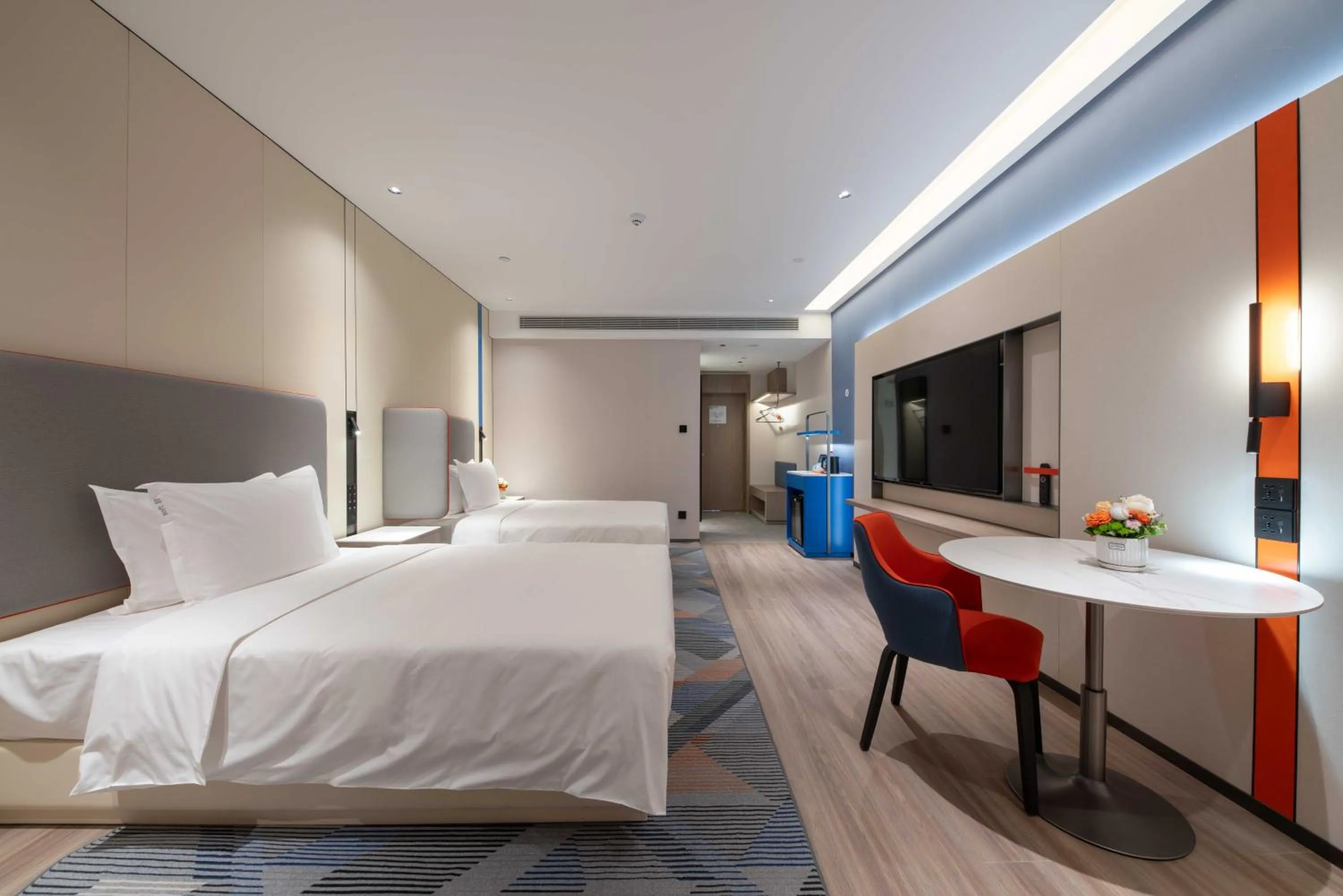 Hollywood Twin Standard in Holiday Inn Express Turpan, an IHG Hotel