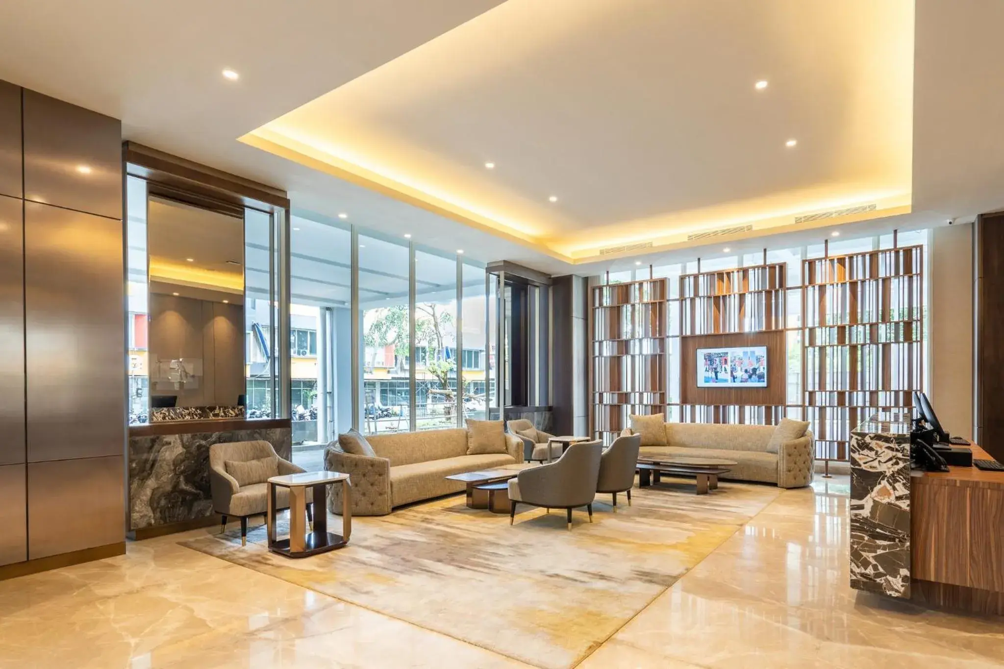 Property building in Holiday Inn Express & Suites Banjarmasin by IHG Property building in Holiday Inn Express & Suites Banjarmasin by IHG