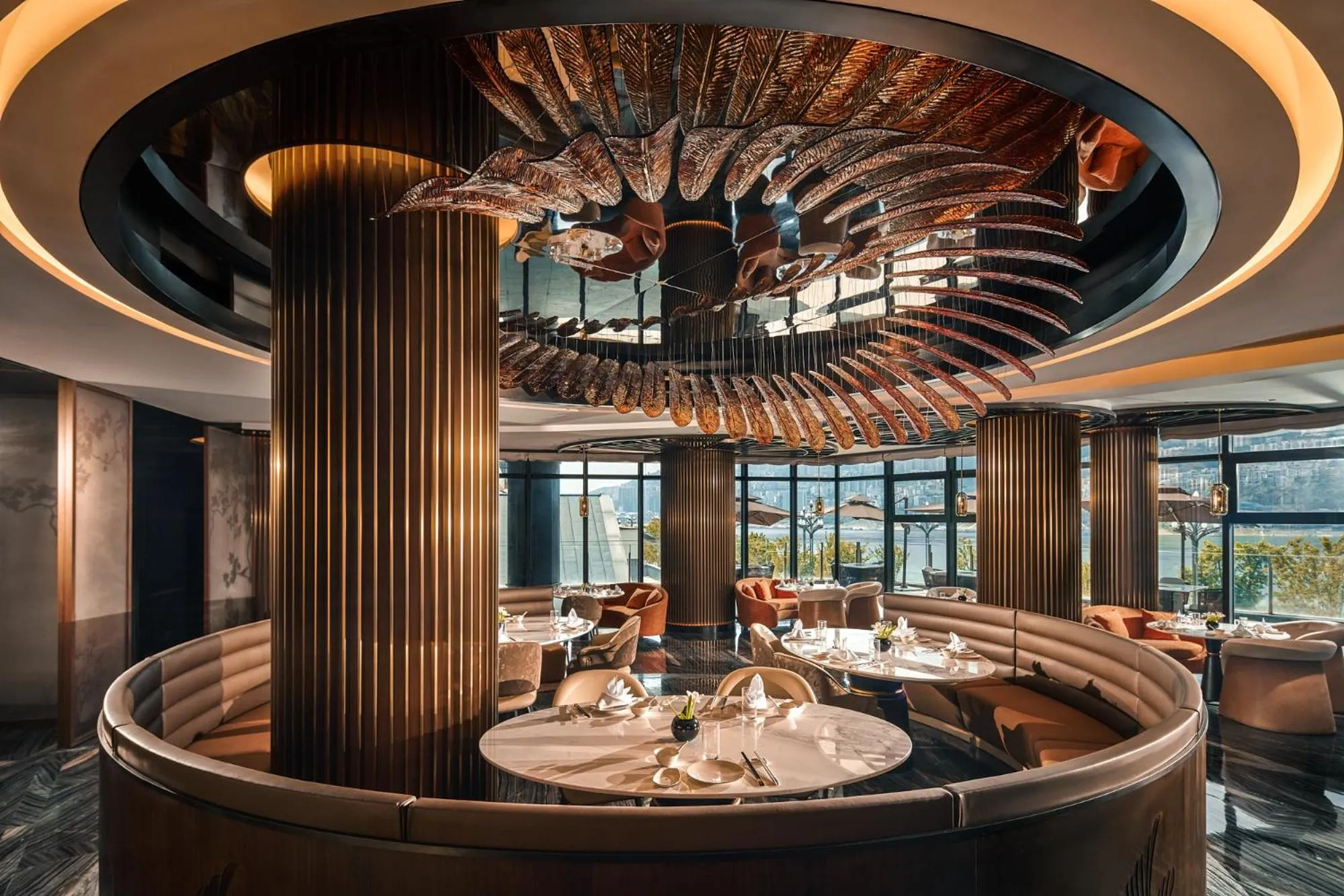 Restaurant/places to eat in HUALUXE Hotels and Resorts Chongqing Wushan by IHG