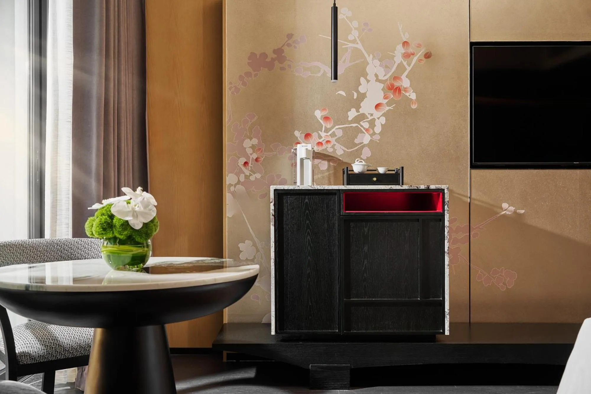 Coffee/tea facilities in HUALUXE Hotels and Resorts Chongqing Wushan by IHG