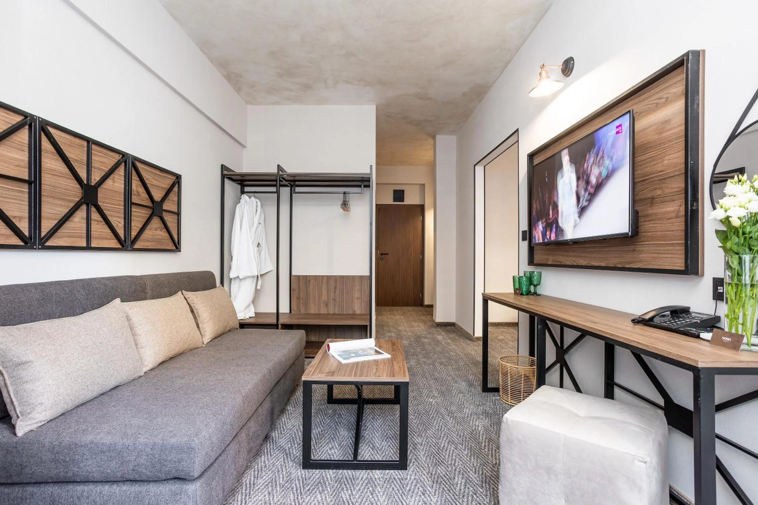 Communal lounge/ TV room in Noma Boutique Hotel - Adults only