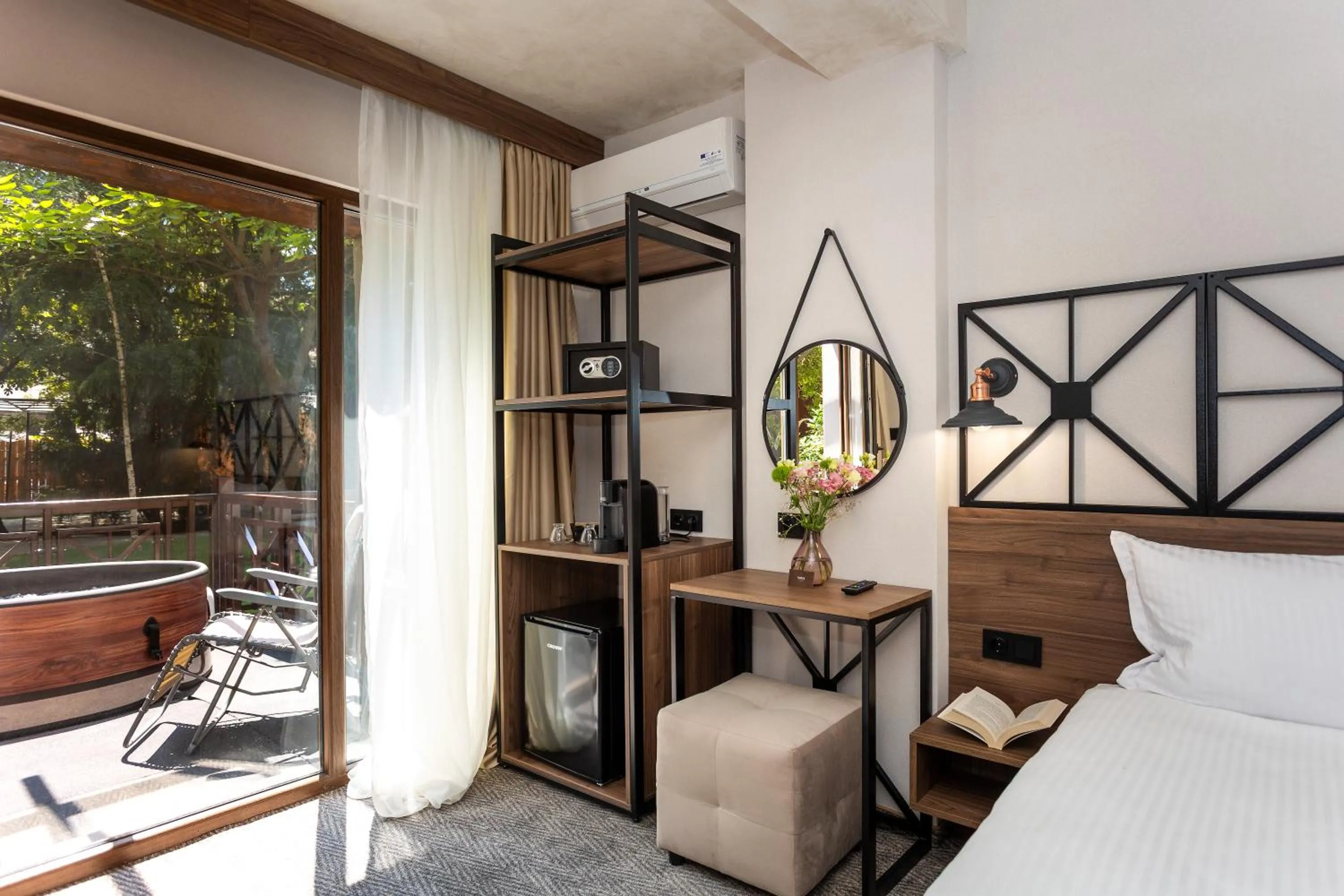 Bed in Noma Boutique Hotel - Adults only