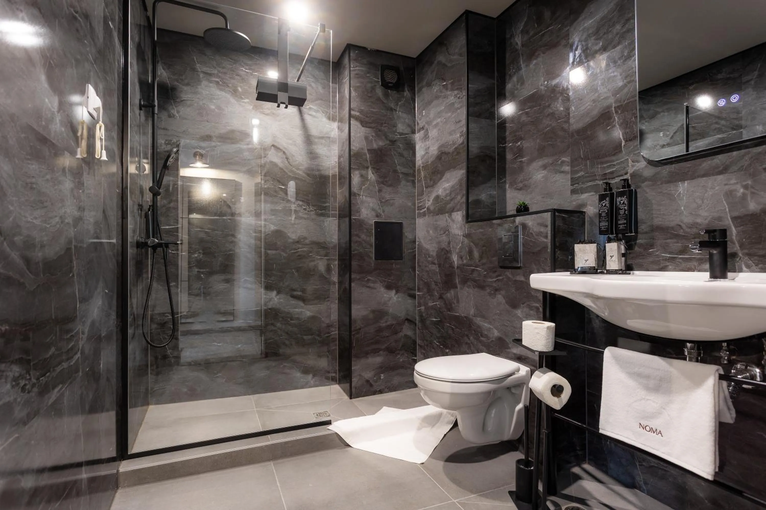 Shower in Noma Boutique Hotel - Adults only