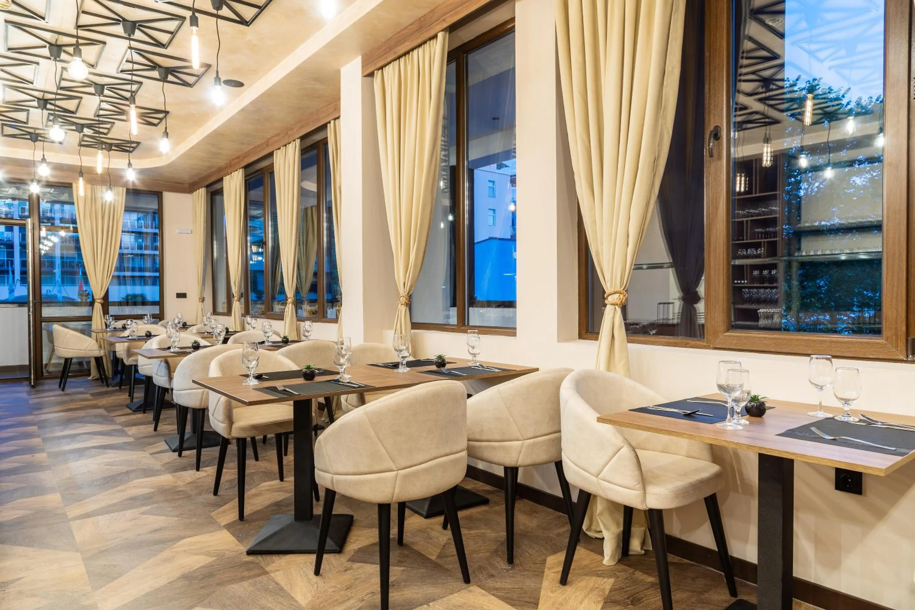 Restaurant/places to eat in Noma Boutique Hotel - Adults only