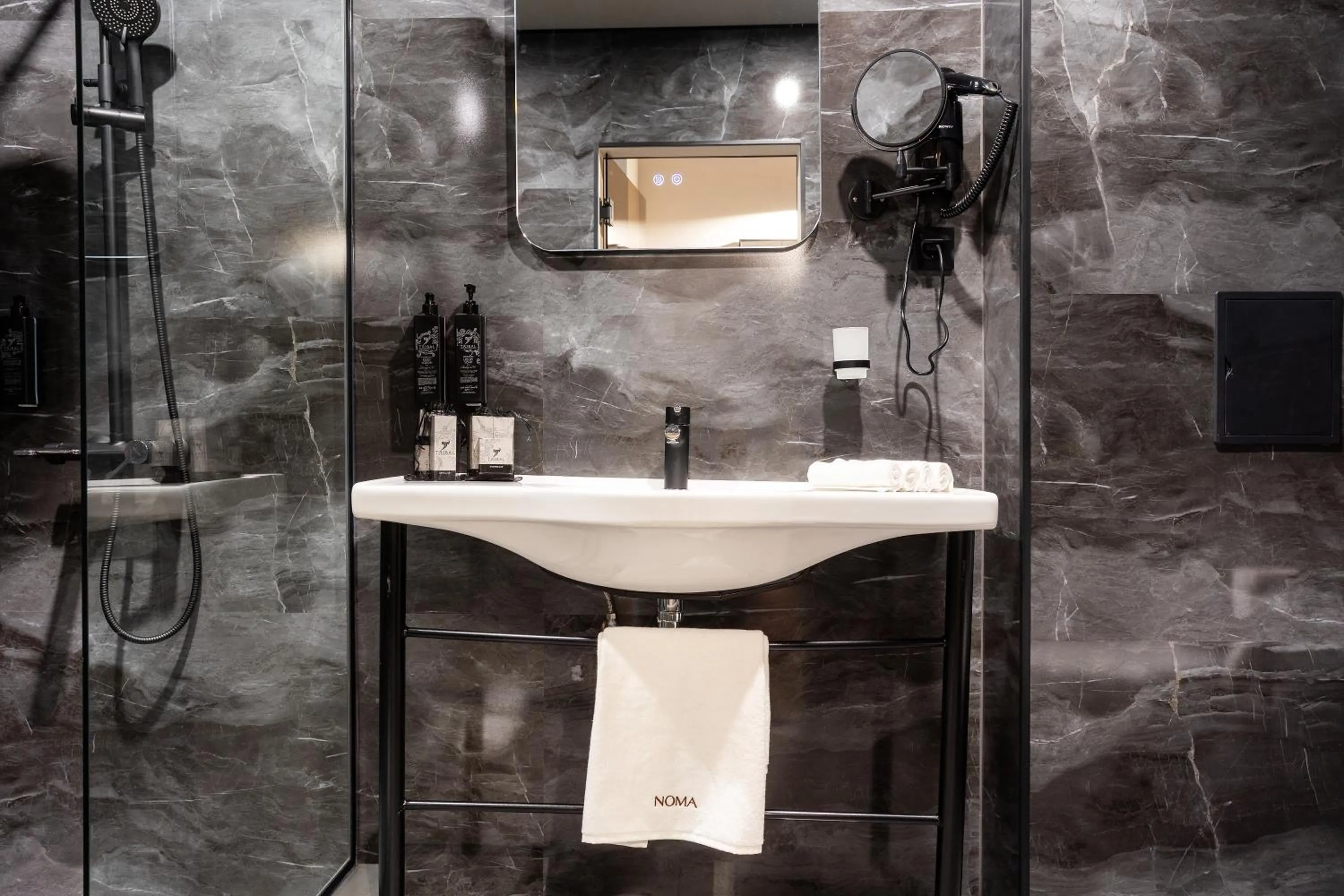 Shower in Noma Boutique Hotel - Adults only