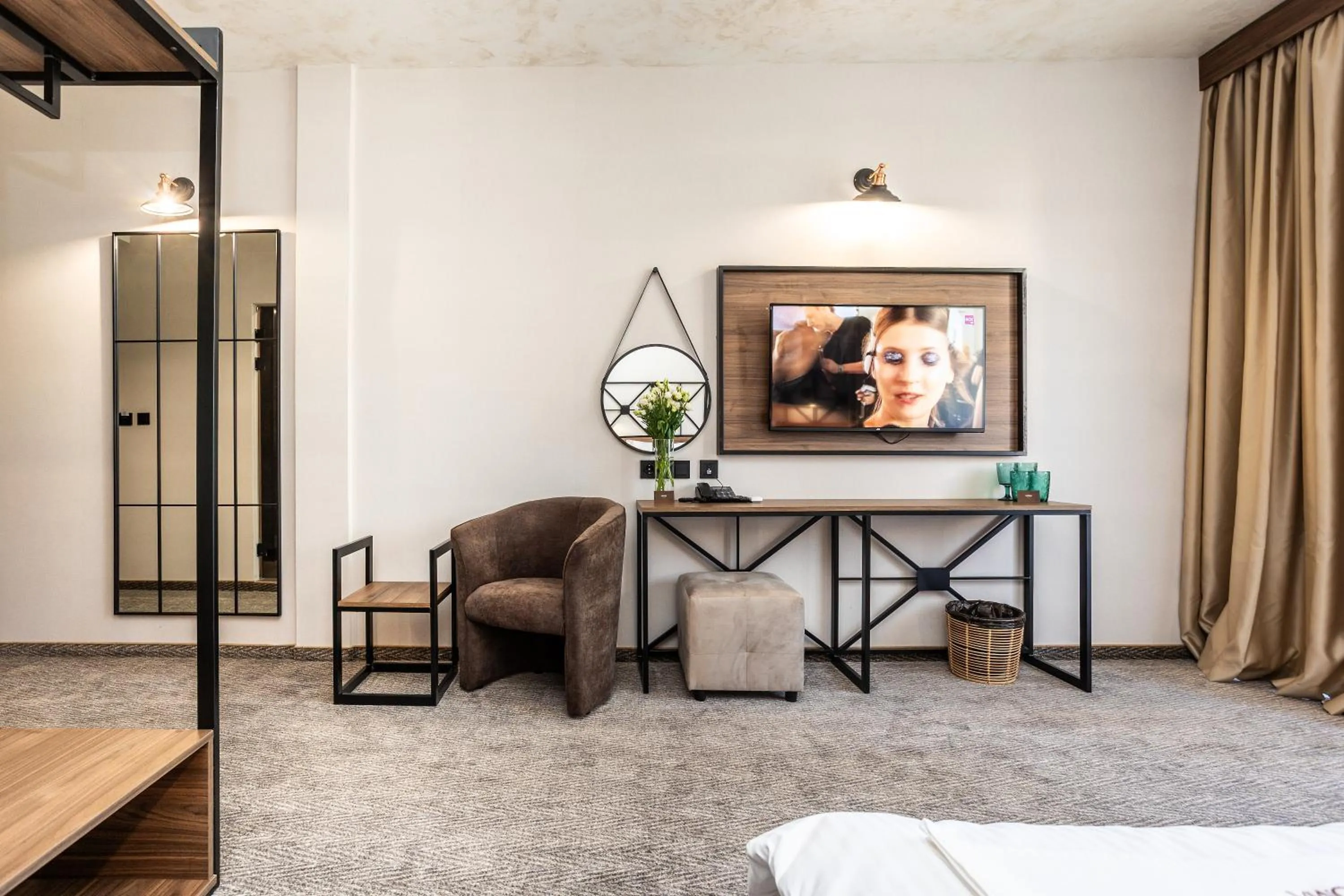 Living room, Bed in Noma Boutique Hotel - Adults only