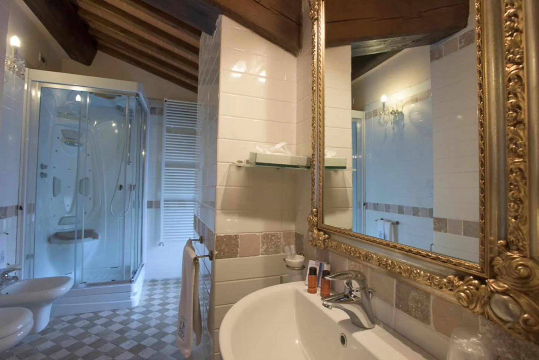 Bathroom in Nuovo Etruria Resort